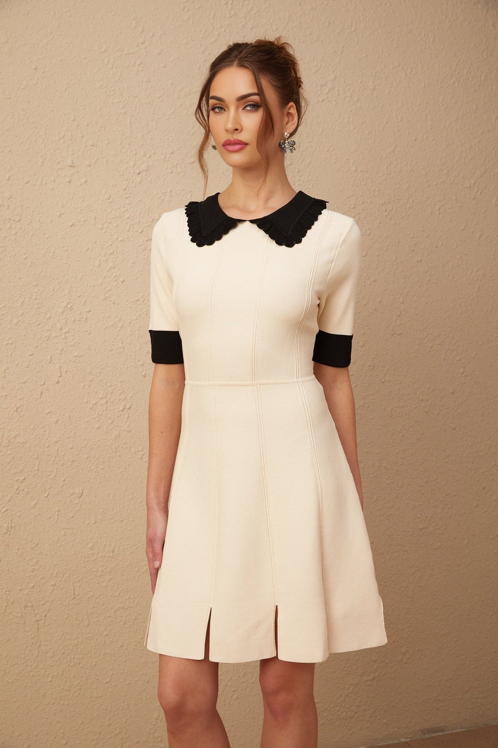 Grazia Mini Dress - Short Sleeves - Lapels - Contrast Colors - Split - hem Design