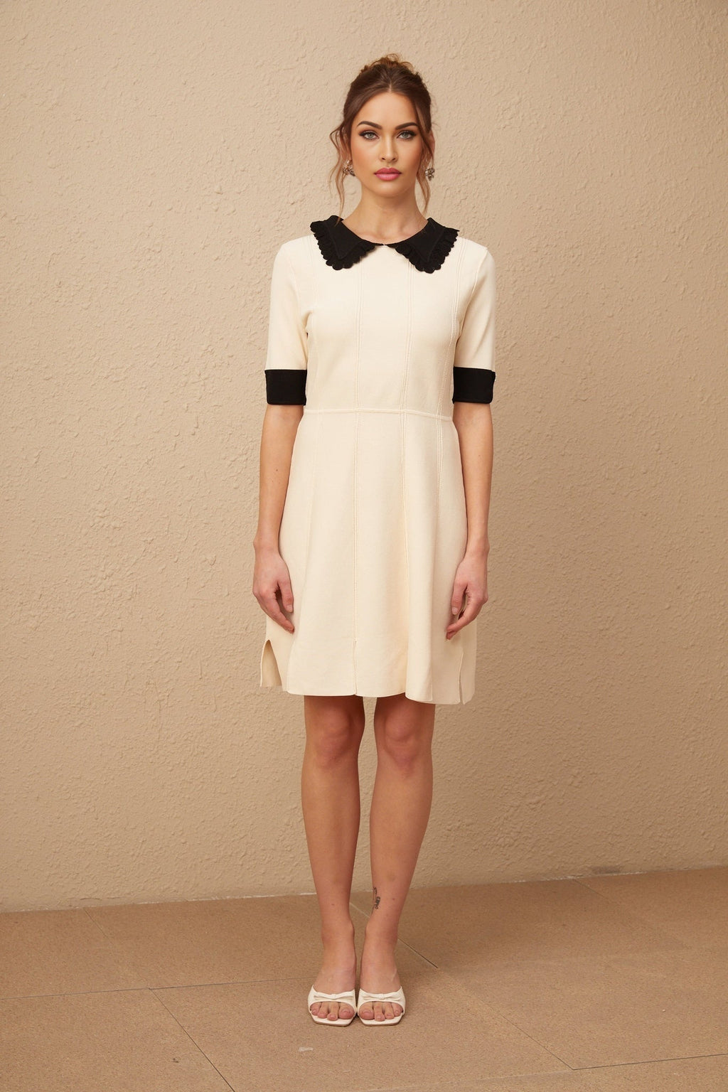 Grazia Mini Dress - Short Sleeves - Lapels - Contrast Colors - Split - hem Design