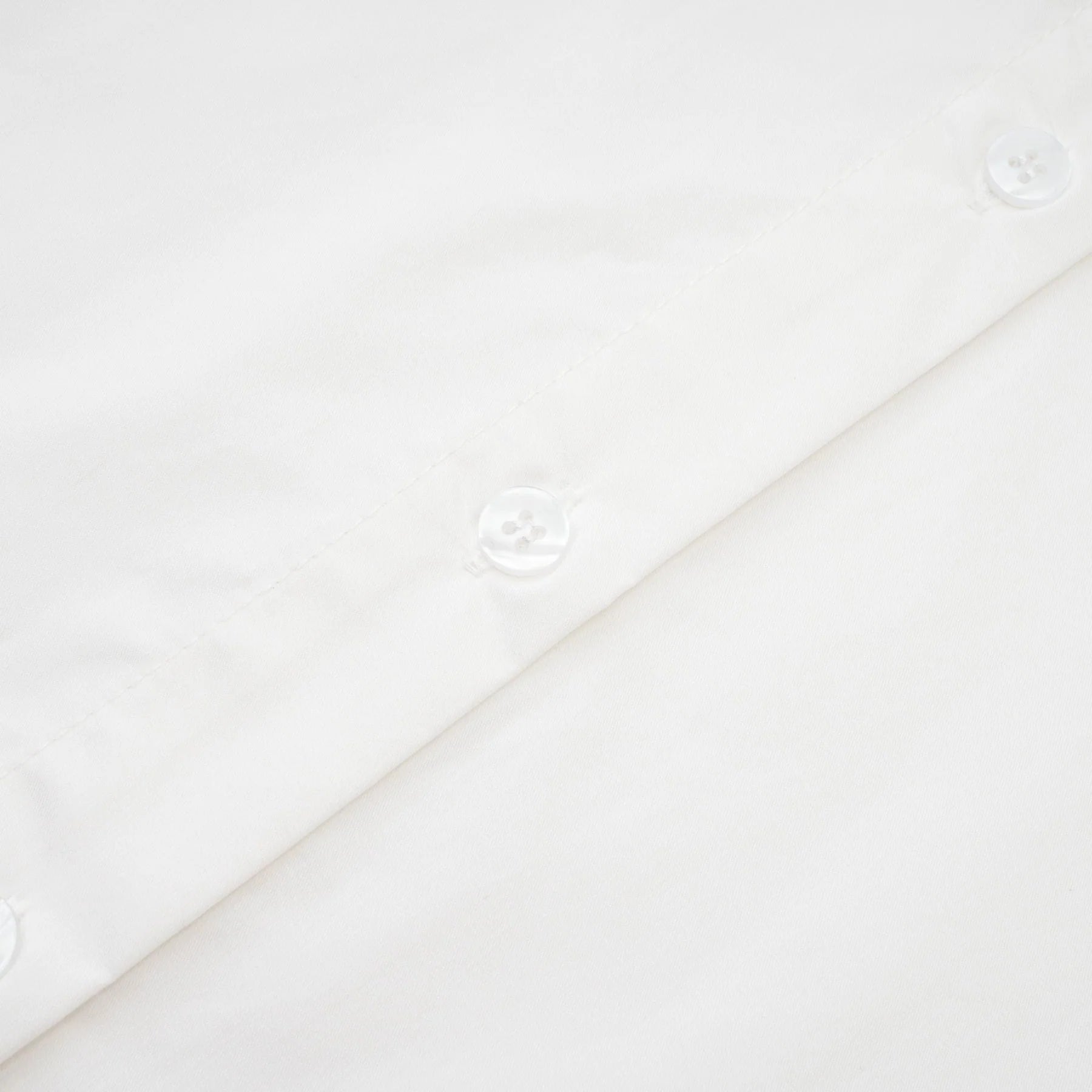 Guenda Shirt - Point Collar - Long Sleeves - Buttoned Cuffs - Front Button Fastening