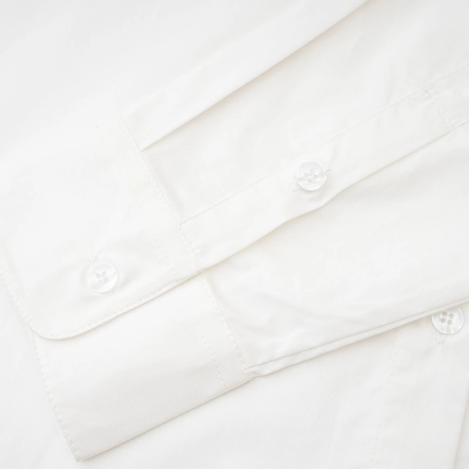 Guenda Shirt - Point Collar - Long Sleeves - Buttoned Cuffs - Front Button Fastening
