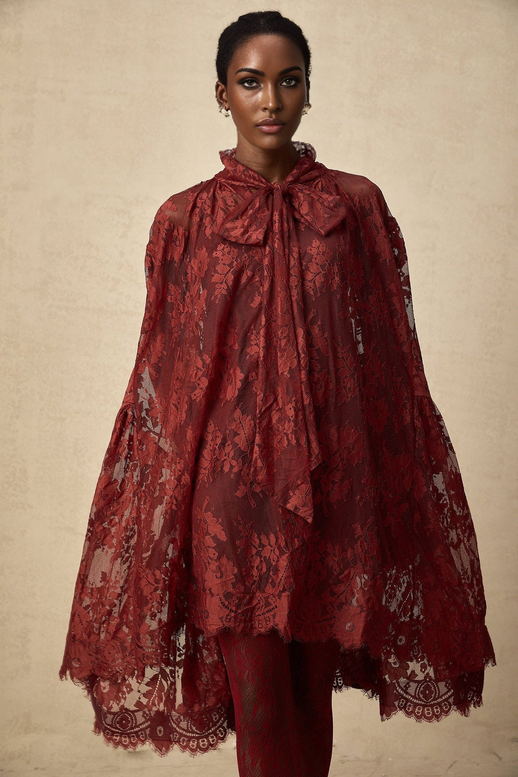 Guendalina Dress - Chantilly Lace - Long Sleeve - Knee - Length