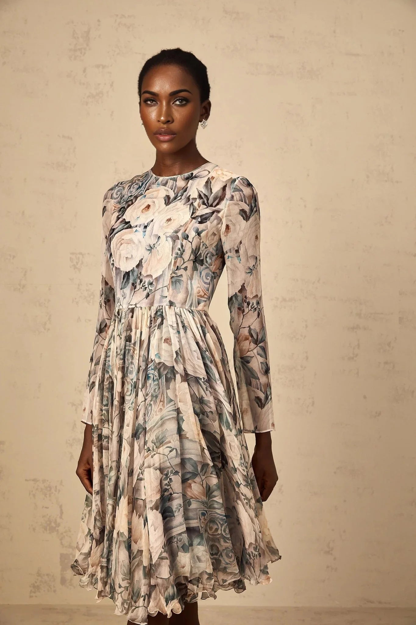 Gwendolyn Midi Dress Floral Print Pleated Ruffled Hem