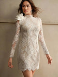 This stunning dress features a romantic lace design in a soft cream color, tailored for a body-hugging fit that accentuates.