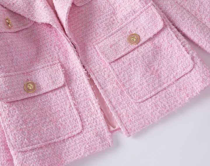 Hannah Blazer - Tailored Fit - Modern Twist - Elegant Pockets - Button Accents - Vintage - Inspired Appeal