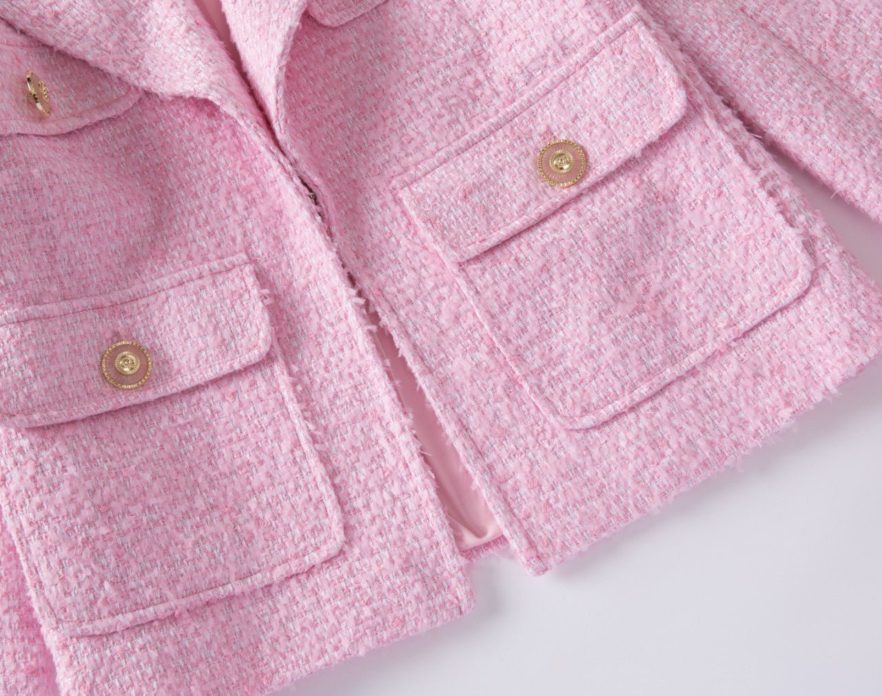 Hannah Blazer - Tailored Fit - Modern Twist - Elegant Pockets - Button Accents - Vintage - Inspired Appeal