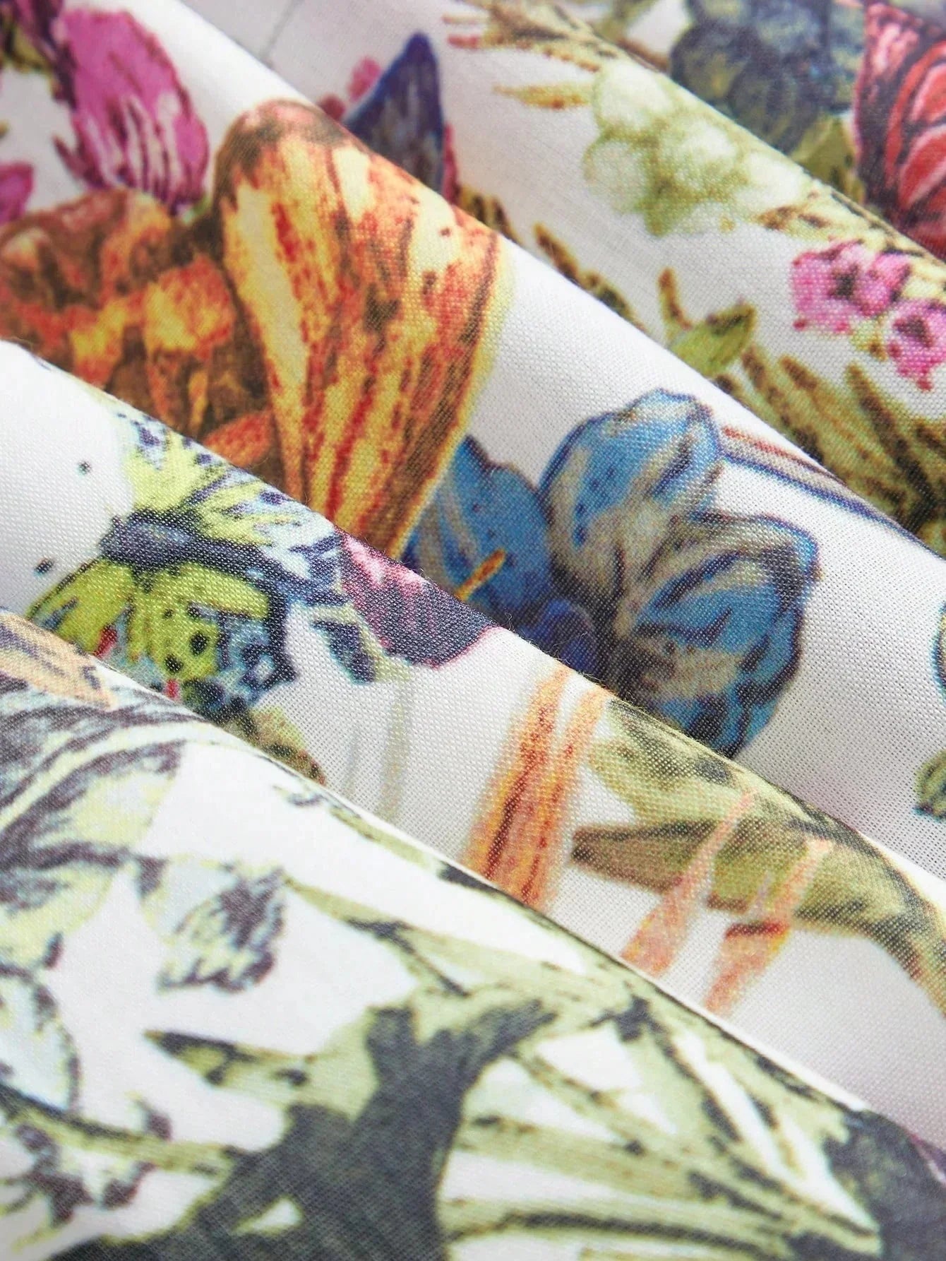 Jasmine Midi Dress - Notched Neckline - Flared Hem - High Waist - Boho Style - Floral Print