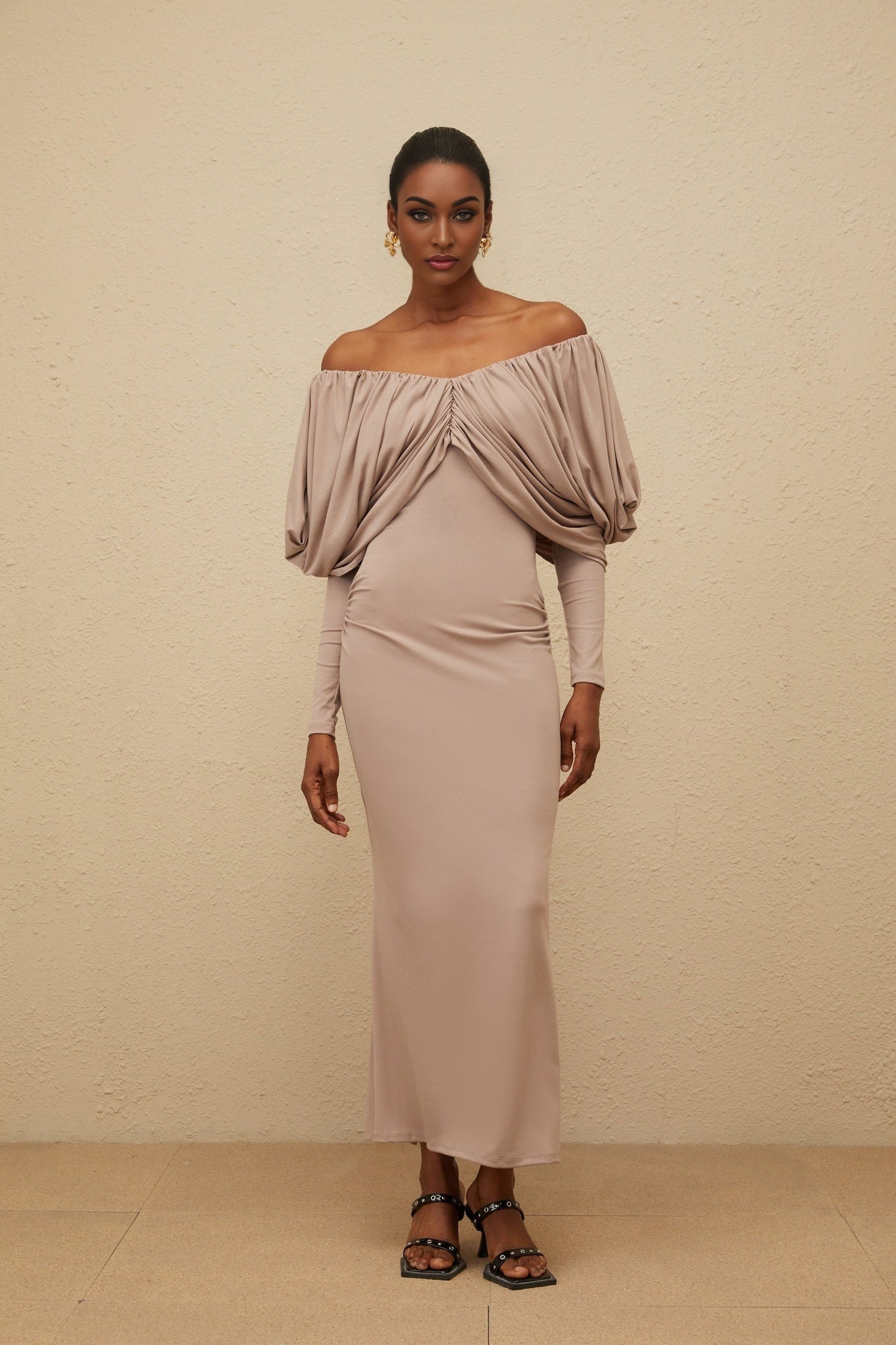 Kendra Midi Dress - V - Neck - Long Sleeves - Ruched Detailing - Stretch Design - Rear Slit