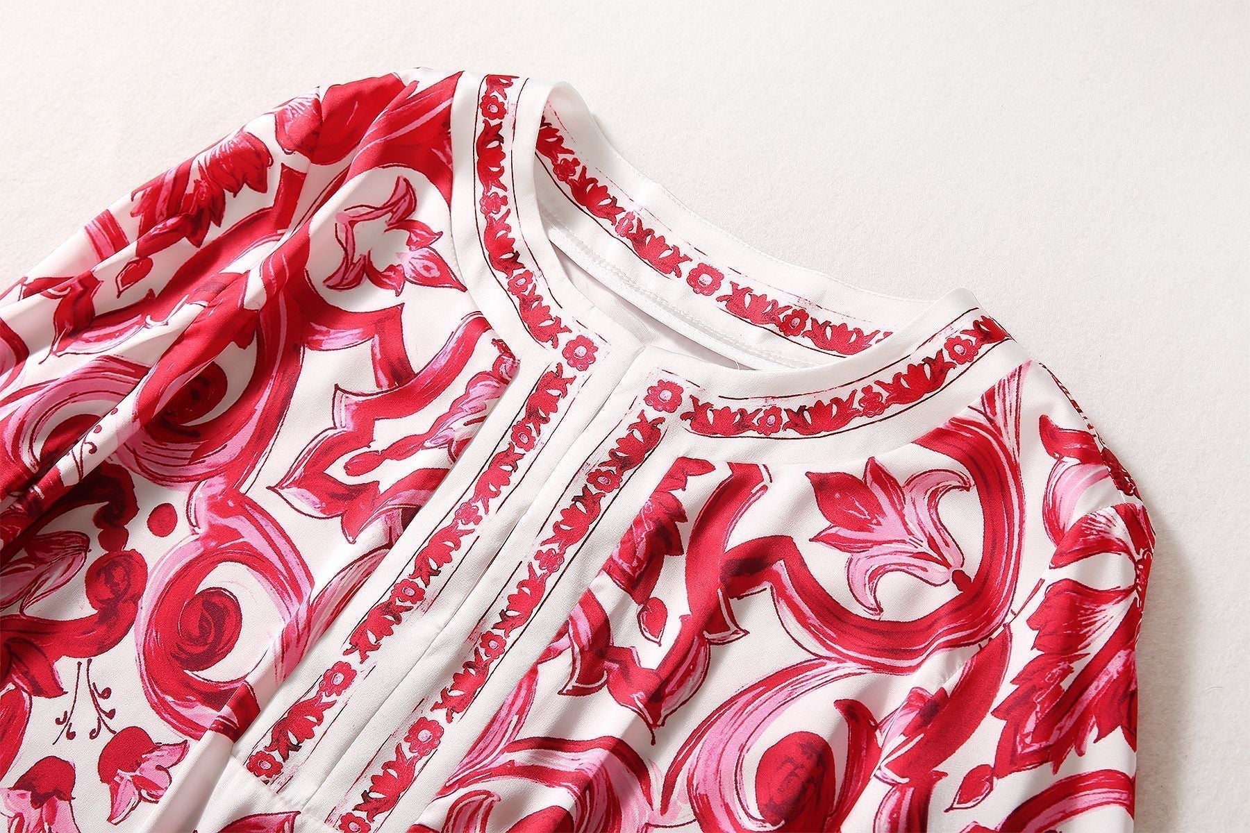 Laura Maxi Dress - Flowing Silhouette - Baroque Print - Loose Fit - Bell Sleeves - Boho - Chic Style