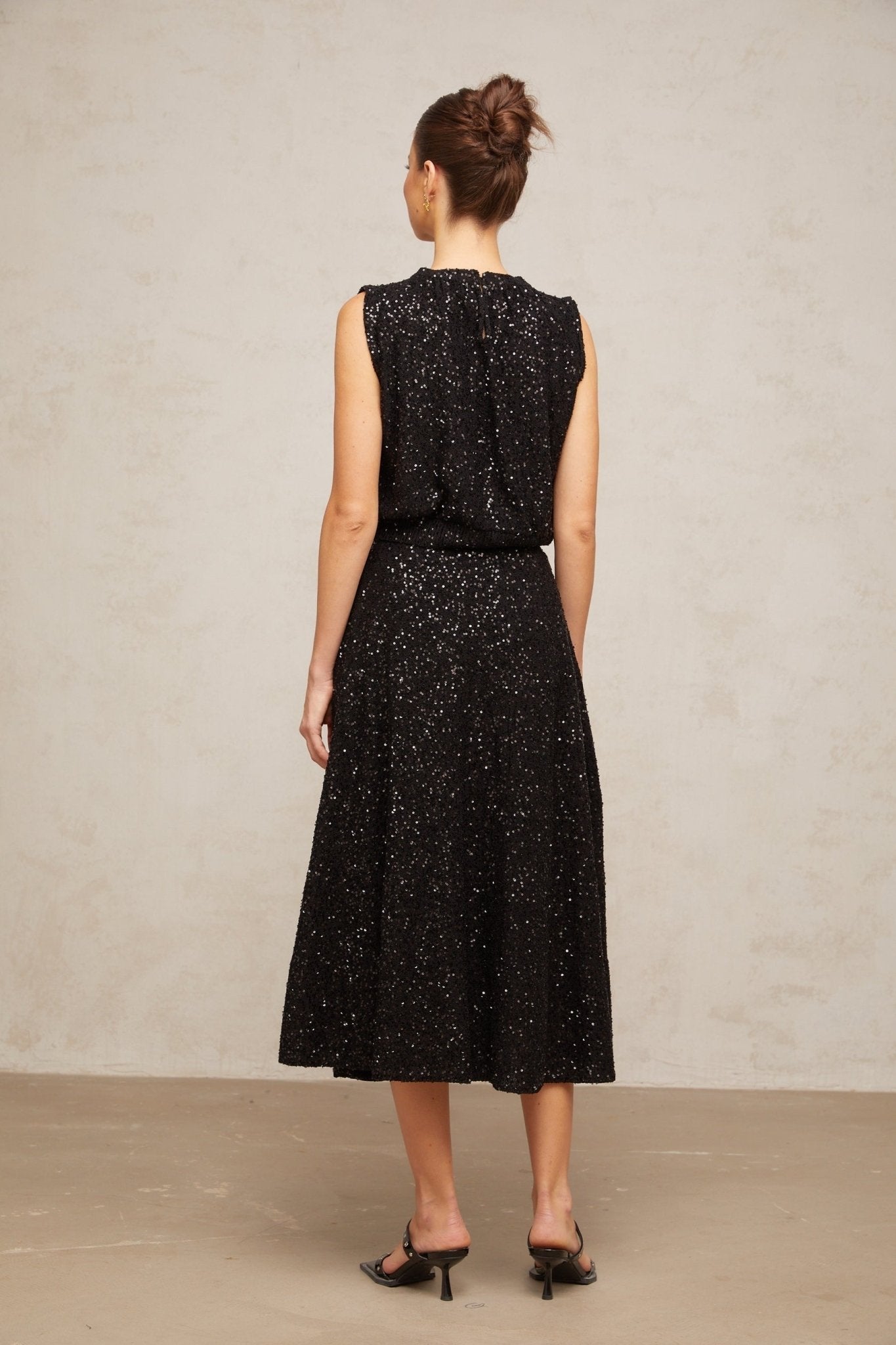 Lauretta Vest & Skirt Sequined Black Knit & Flared