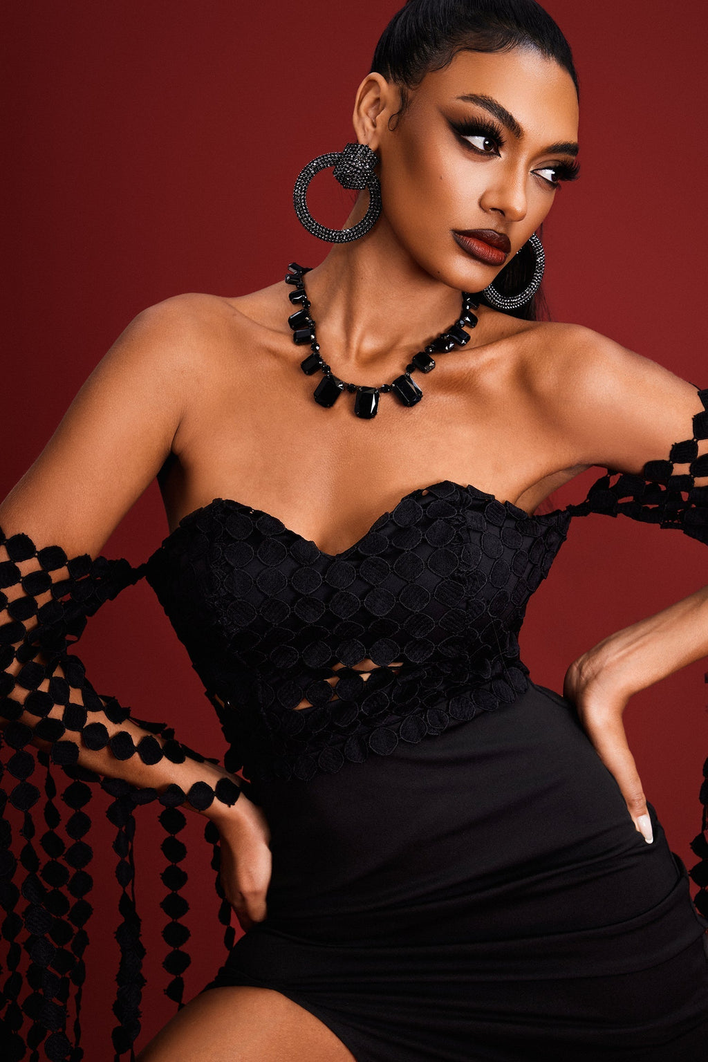 Lesly Black Strapless Maxi Dress with Sweetheart Neckline and Thigh-High Slit for Special Occasions