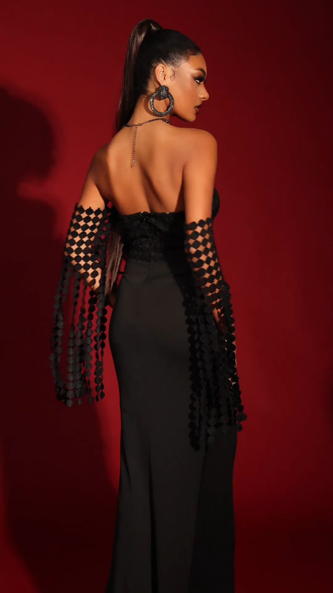Lesly Black Strapless Maxi Dress for Special Occasions with Sweetheart Neckline and Thigh-High Slit