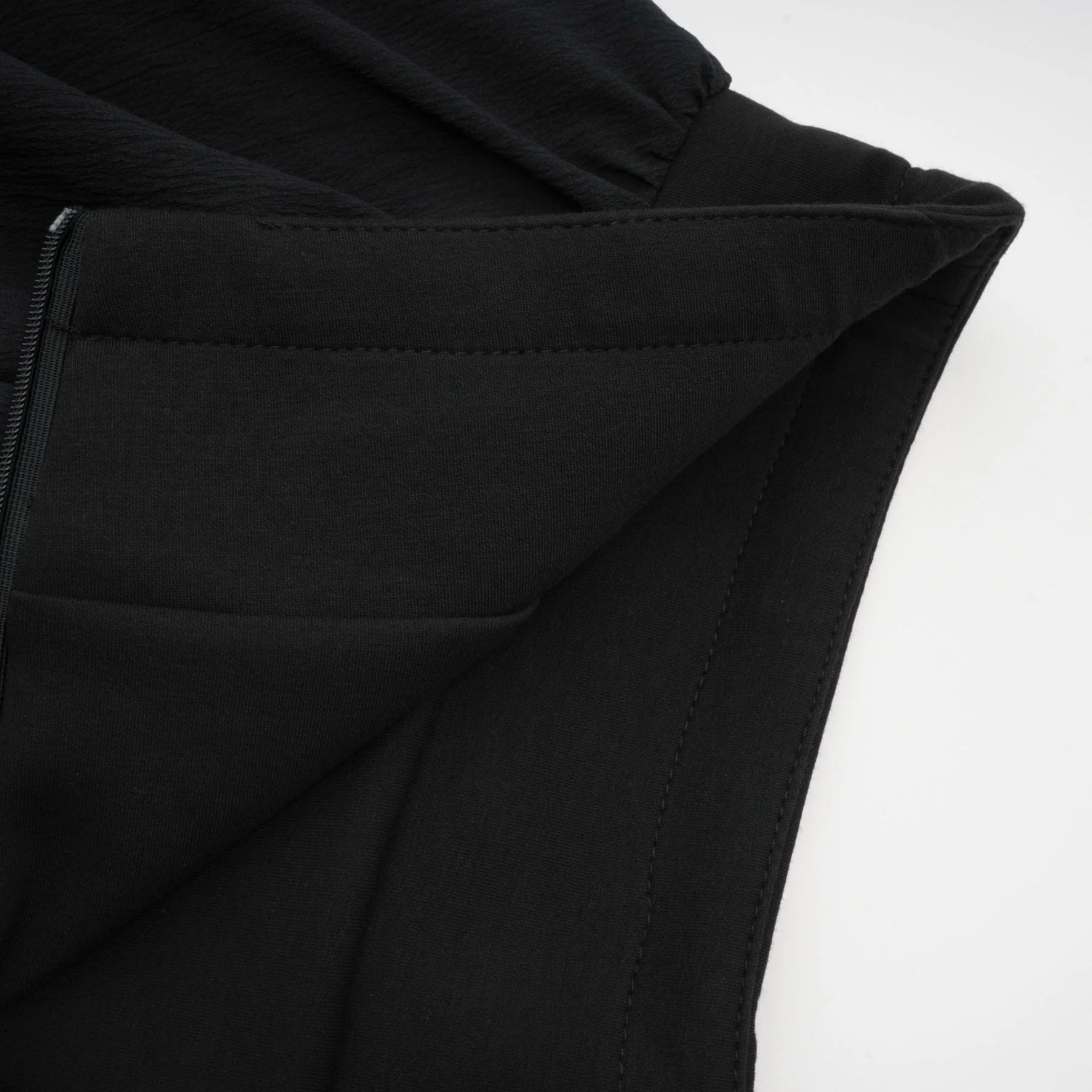 Lia Mini Dress Black Pleated Elastic Waistband Skirt