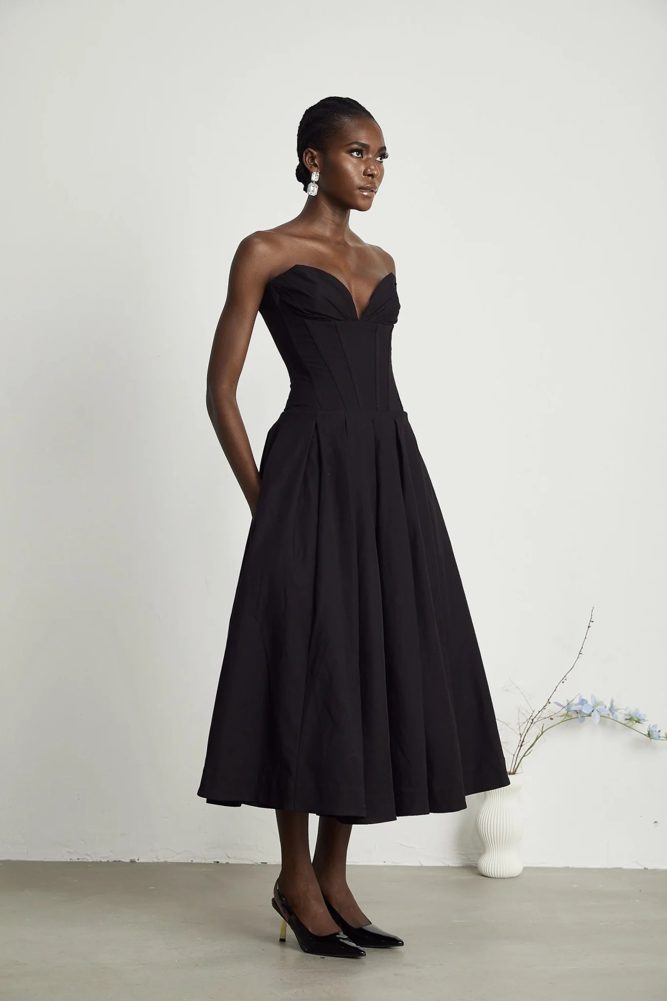 London Midi Dress Black Offshoulder Corset Pleated Pockets Zip Fastening