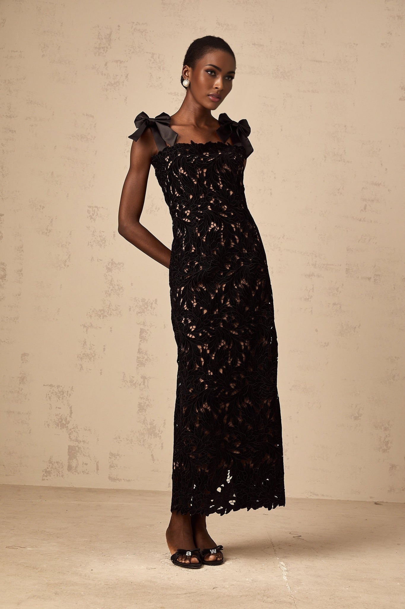 Loredana Floral Maxi Dress with Bowknot Straps and Lace Detailing