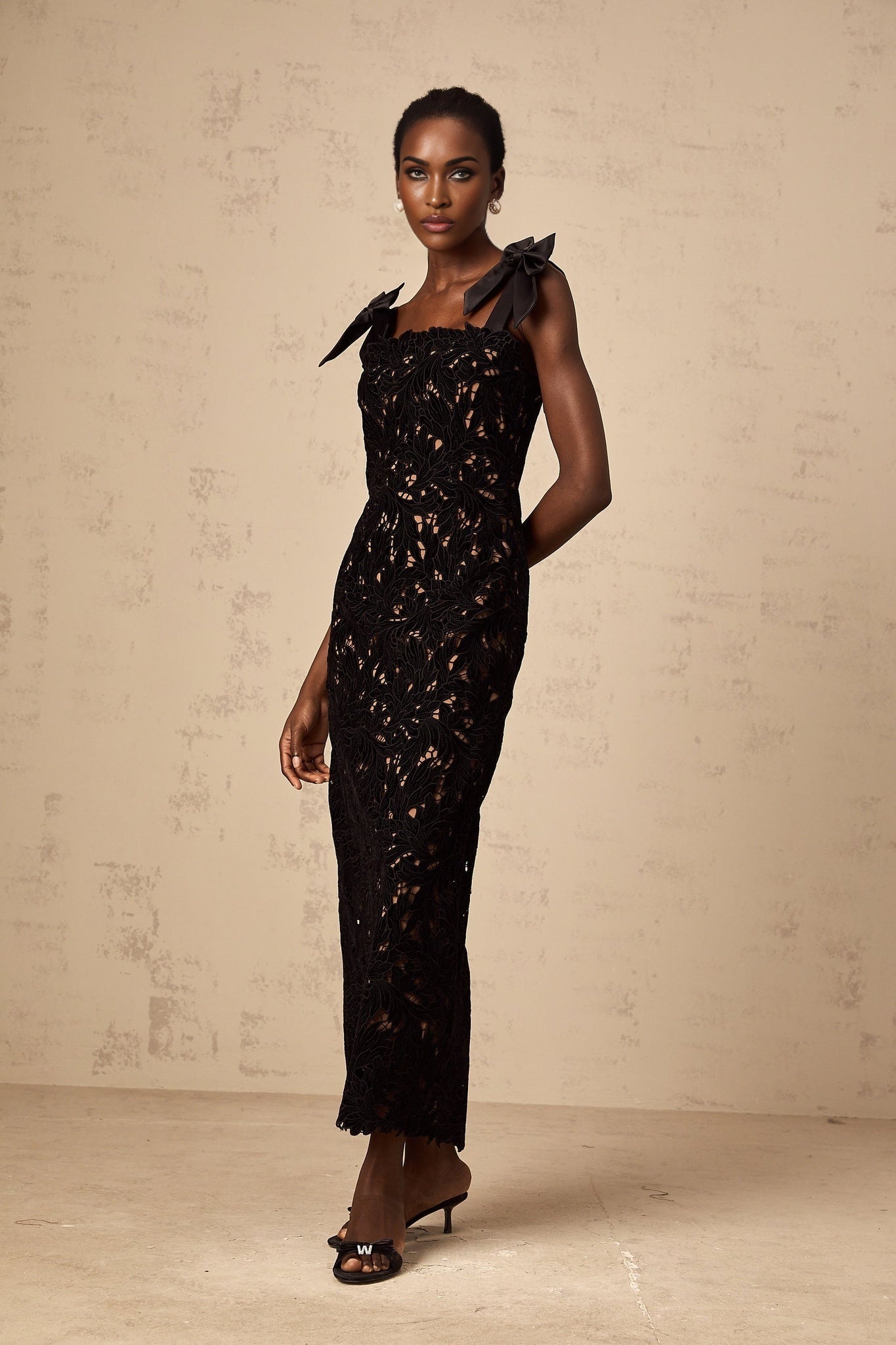 Loredana Floral Maxi Dress with Bowknot Straps and Lace Detailing