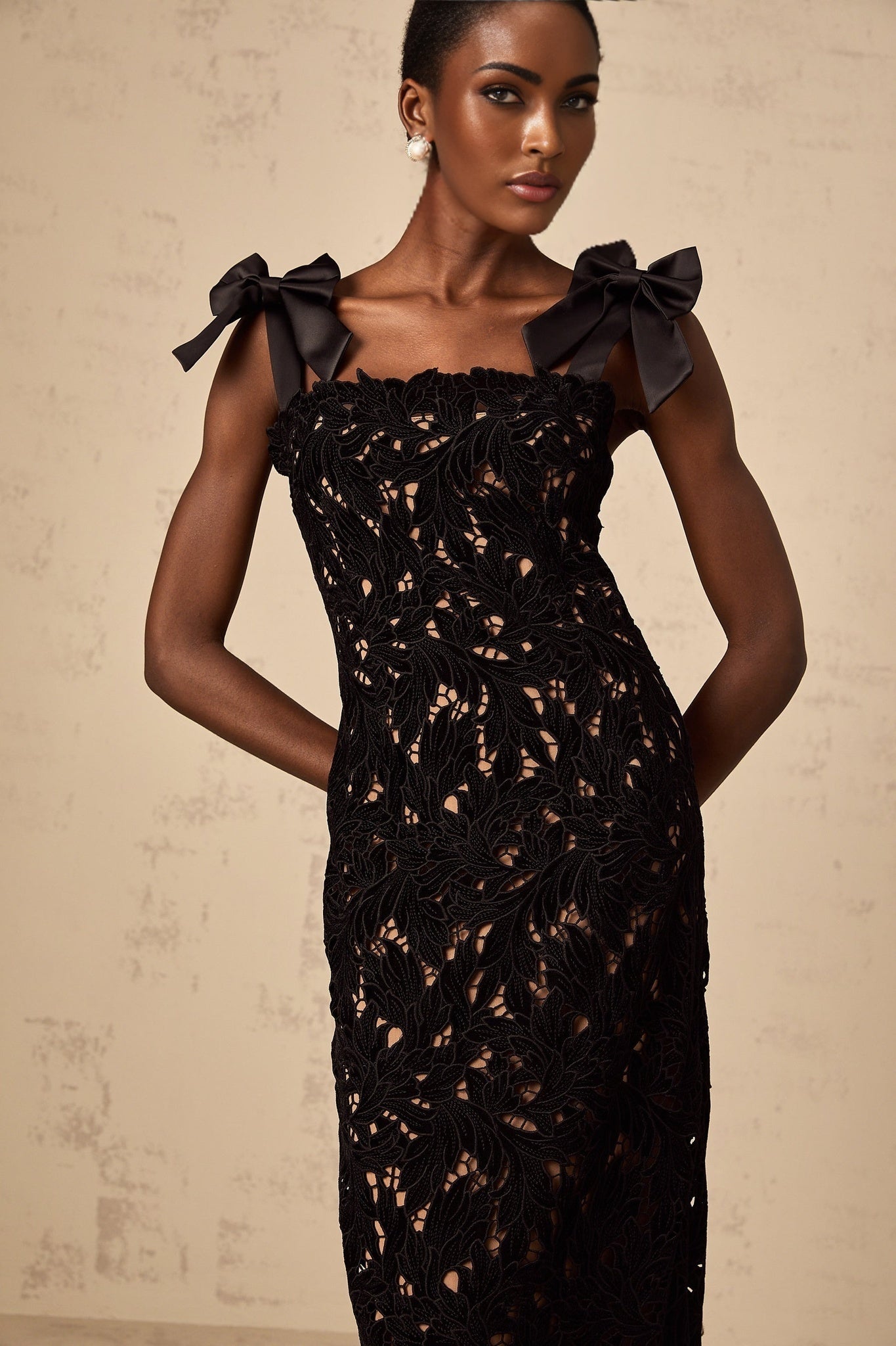 Loredana Floral Maxi Dress with Bowknot Straps and Lace Detailing