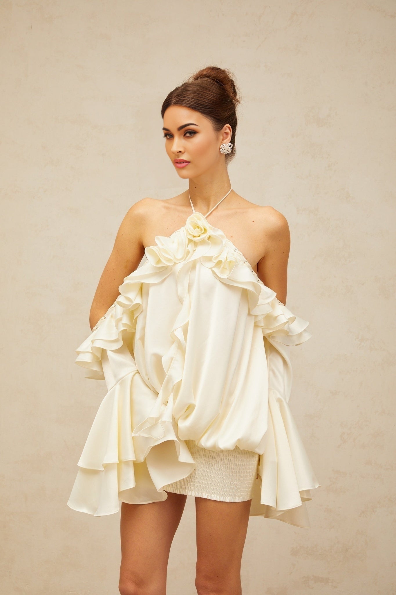 Ludovica Mini Dress with Halterneck and Ruffled Detailing