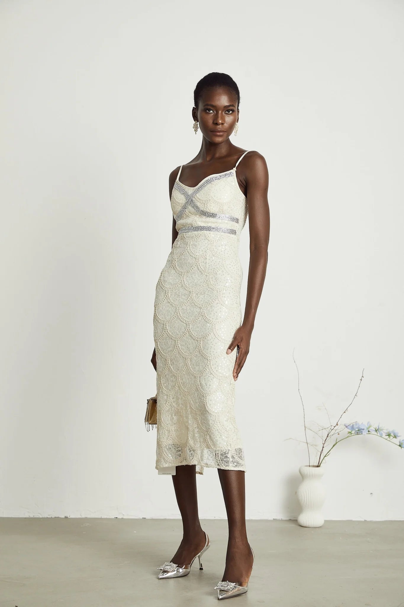 Madisyn Sleeveless V Neck Midi Dress