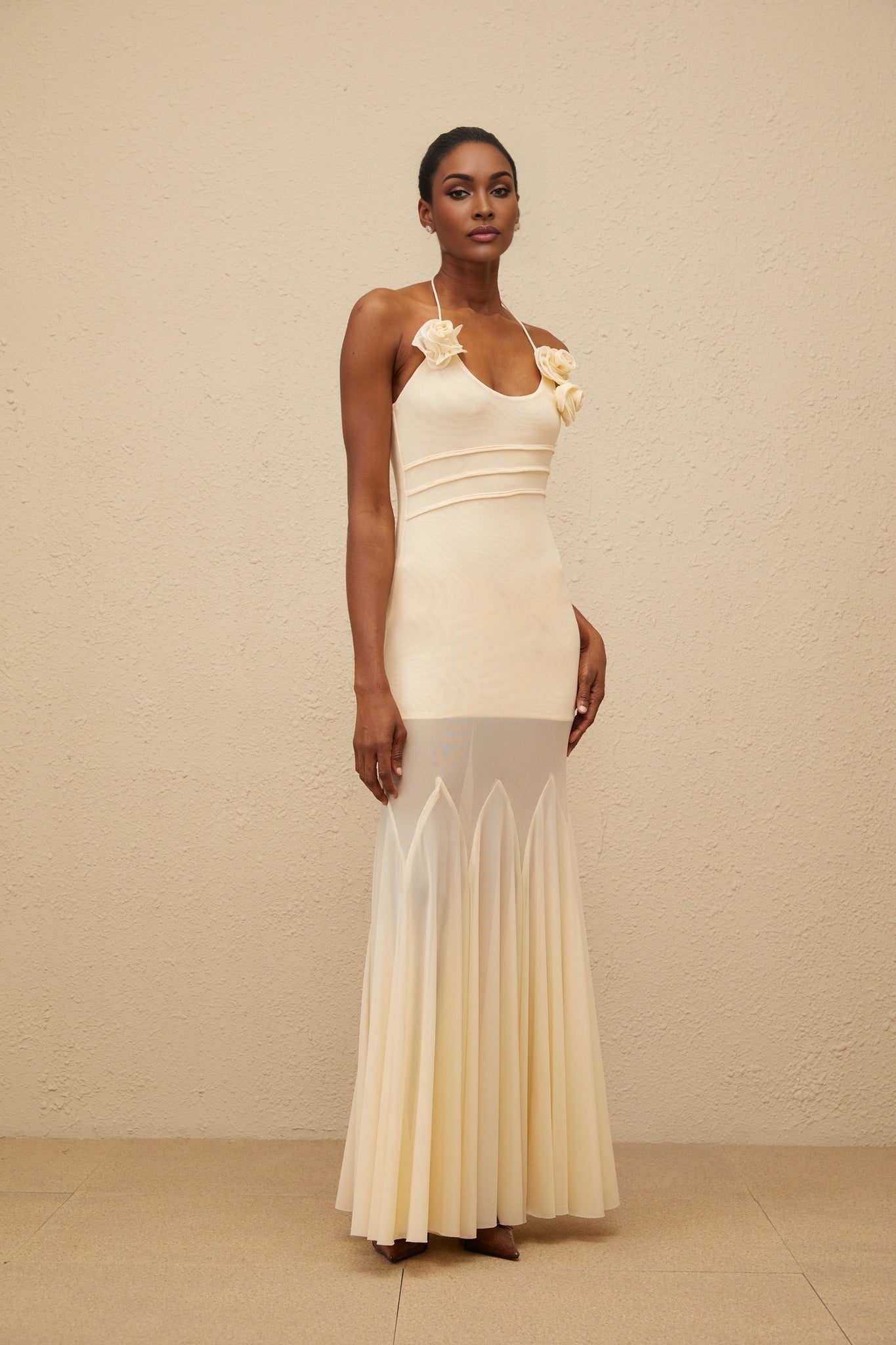 Maxi Dress - halter neck - Sleeveless - Mesh Fabric - Godet Design