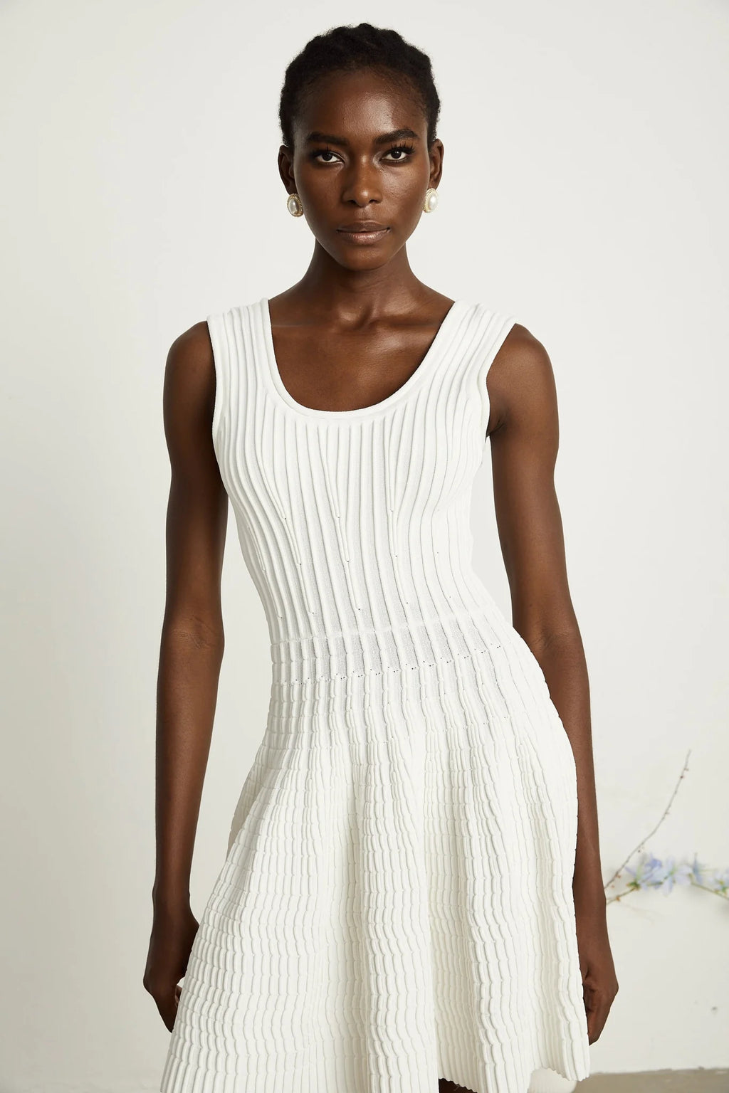 Mia Mini Dress White Pleated Knit Fit