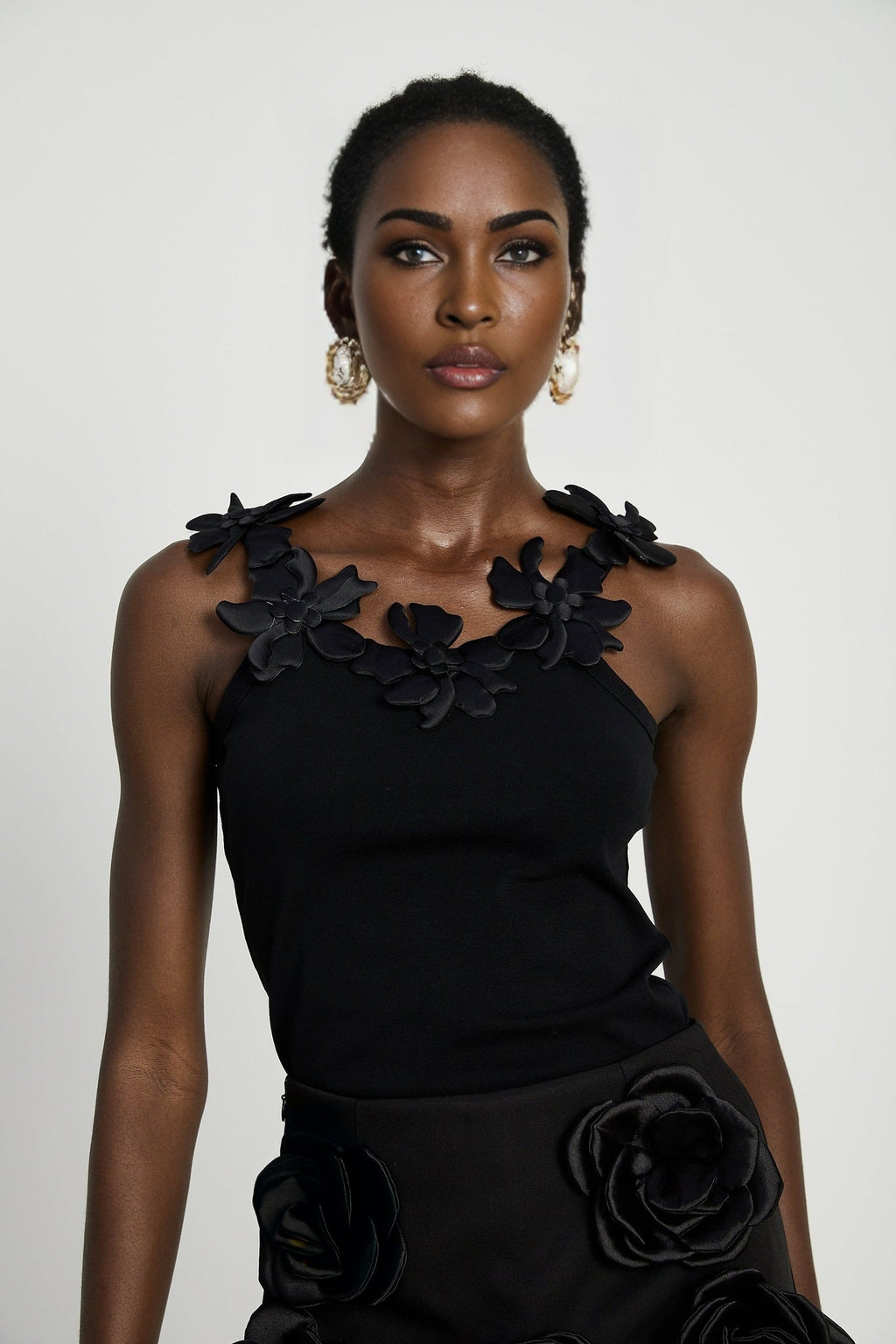 Nalini Black Thigh - Length Shorts With 3D Floral Appliqués