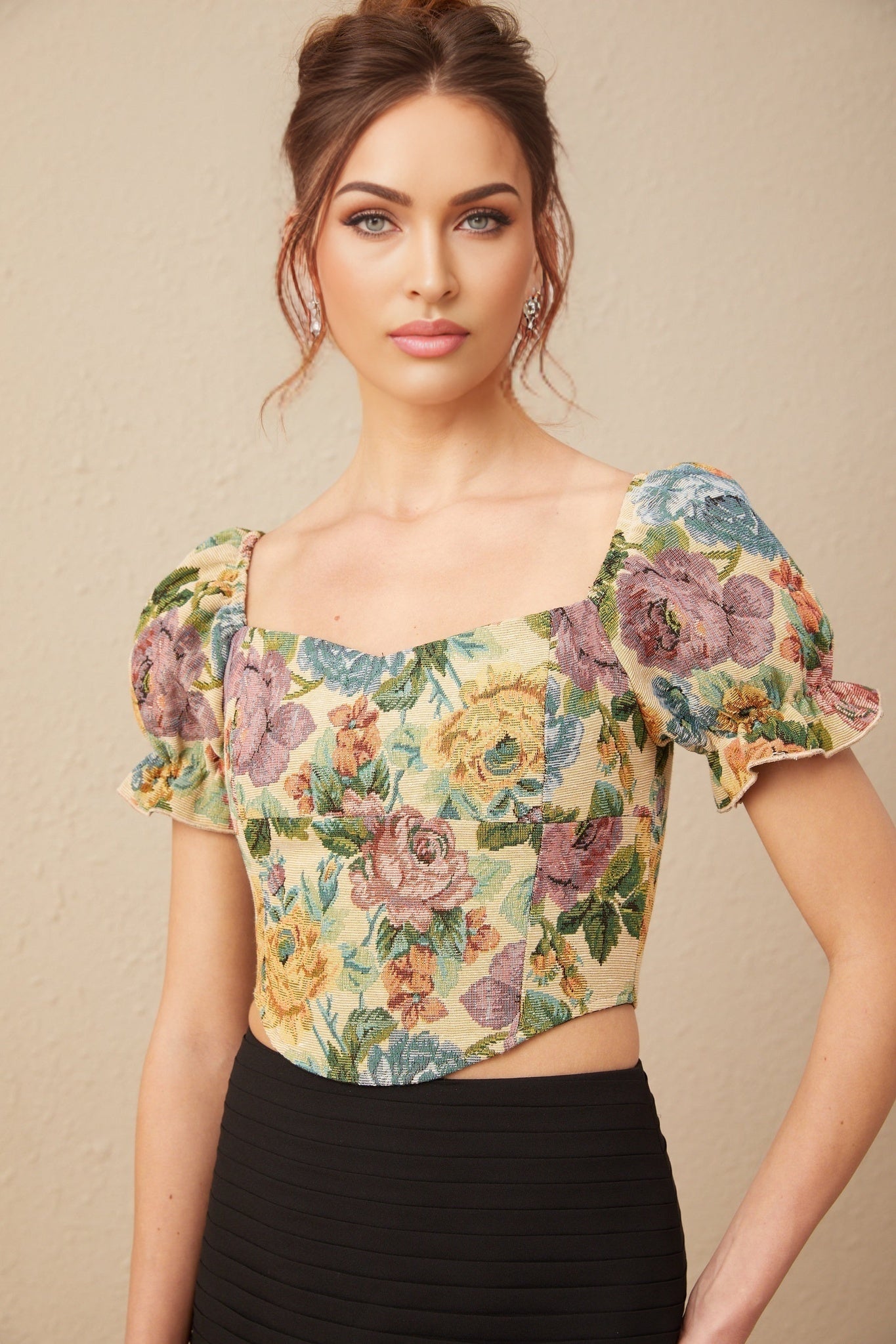 Ofelia Cropped Top Yellow Floral Jacquard & Shirred Hem