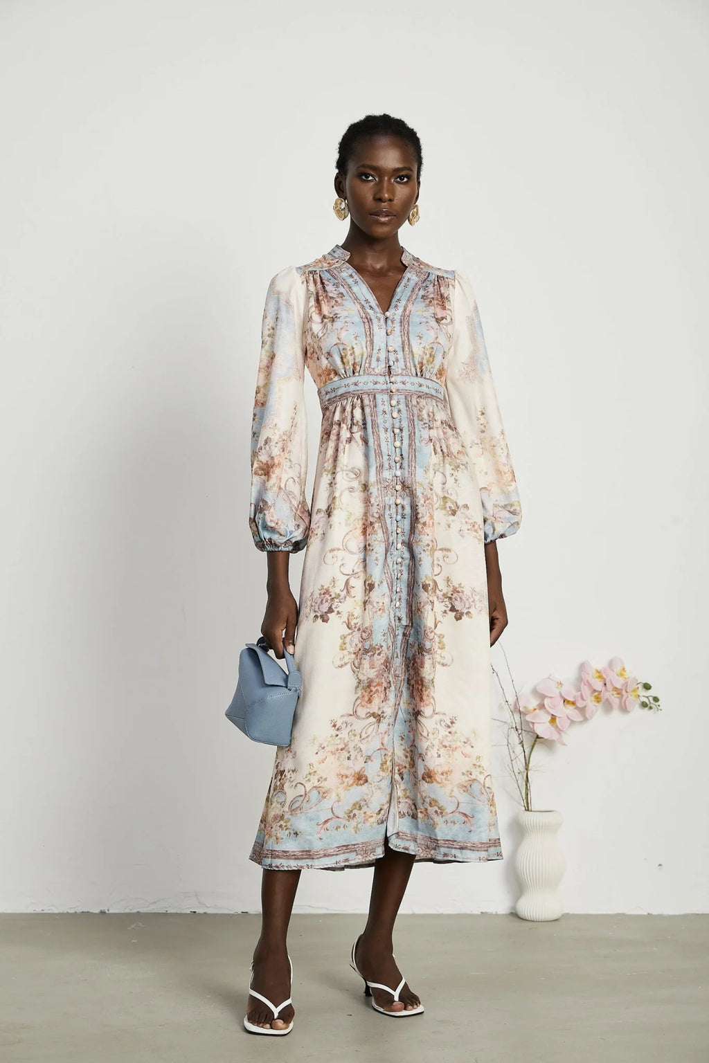Rachel Floral Print Midi Dress in Neutrals & Light Blue