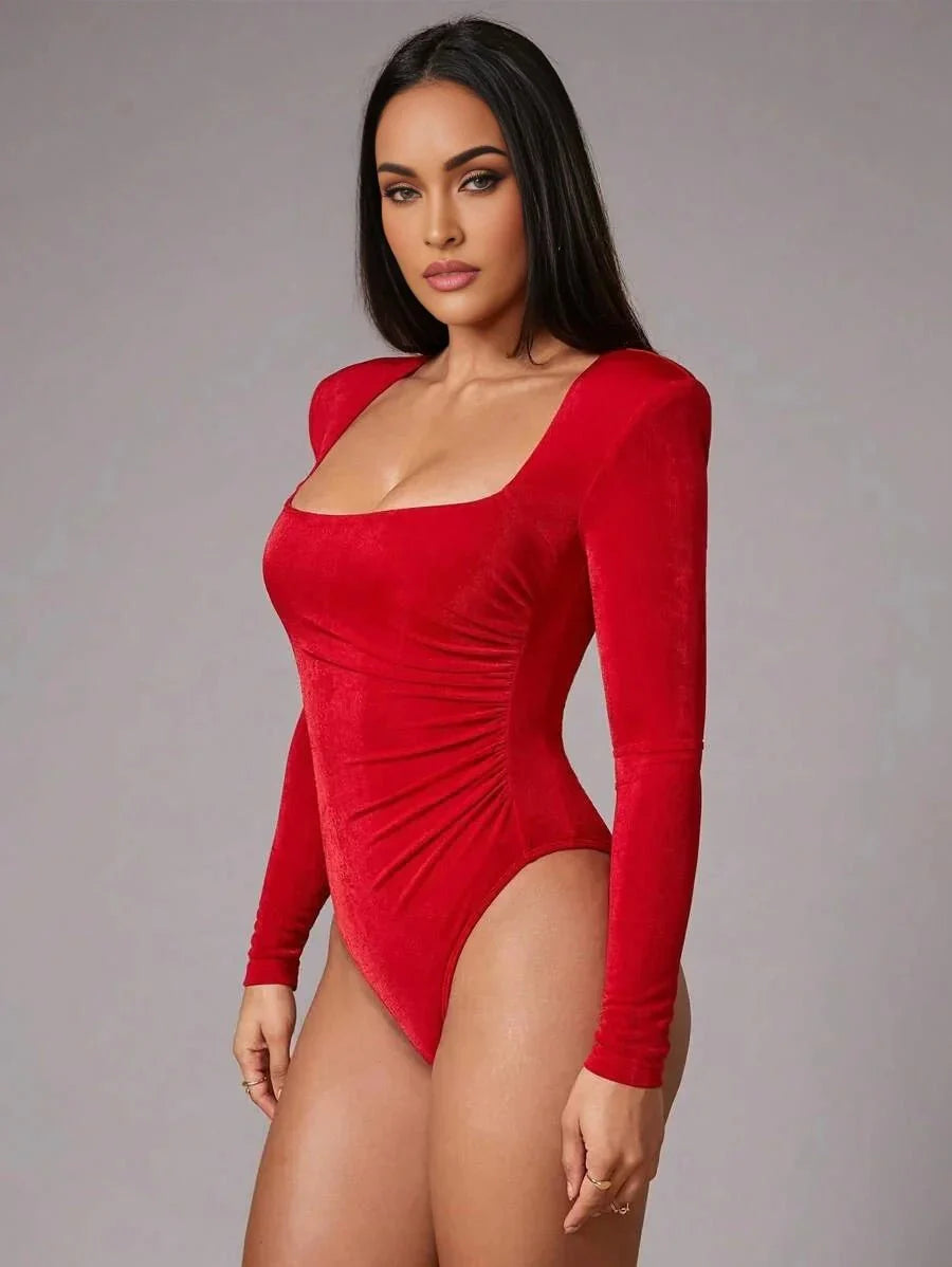 Rosangela Bodysuit - High Elasticity Fabric - Casual Style - Square Neckline - Long Sleeve Length - Natural Waistline - Fitted Fit - Modern Look