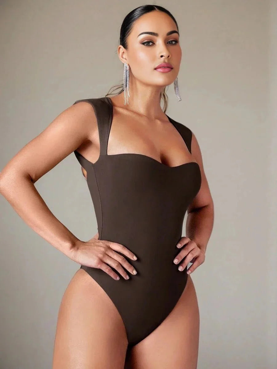 Rowan Bodysuit - High Stretch Elasticity - Slim Fit - Casual Style - Sleeveless Length - Sweetheart Neckline - Natural (mid Waist) Waist Line