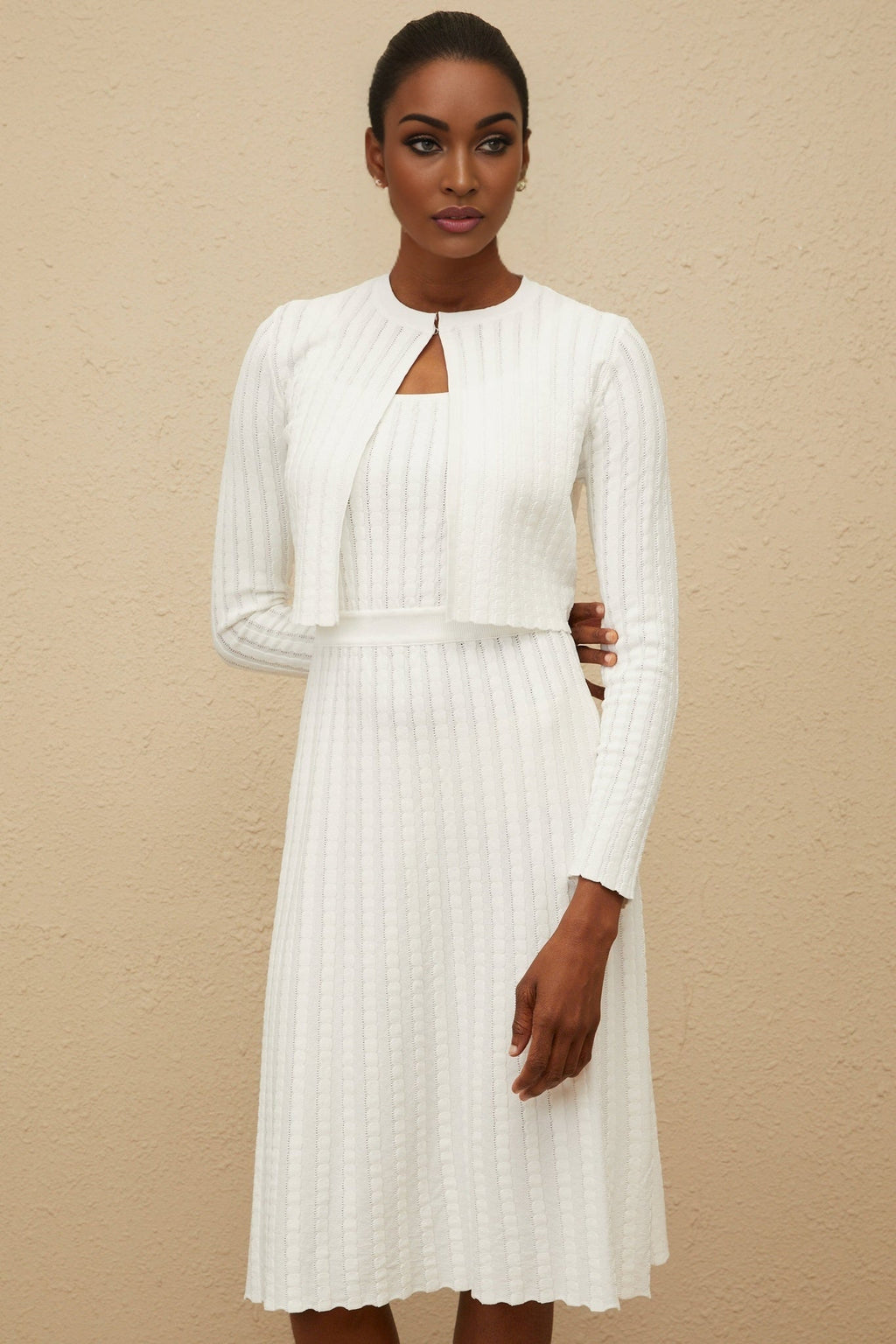 Sabina Cropped Cardigan - Ribbed Knit - Front Hook Fastening - Round Neck - Long Sleeves