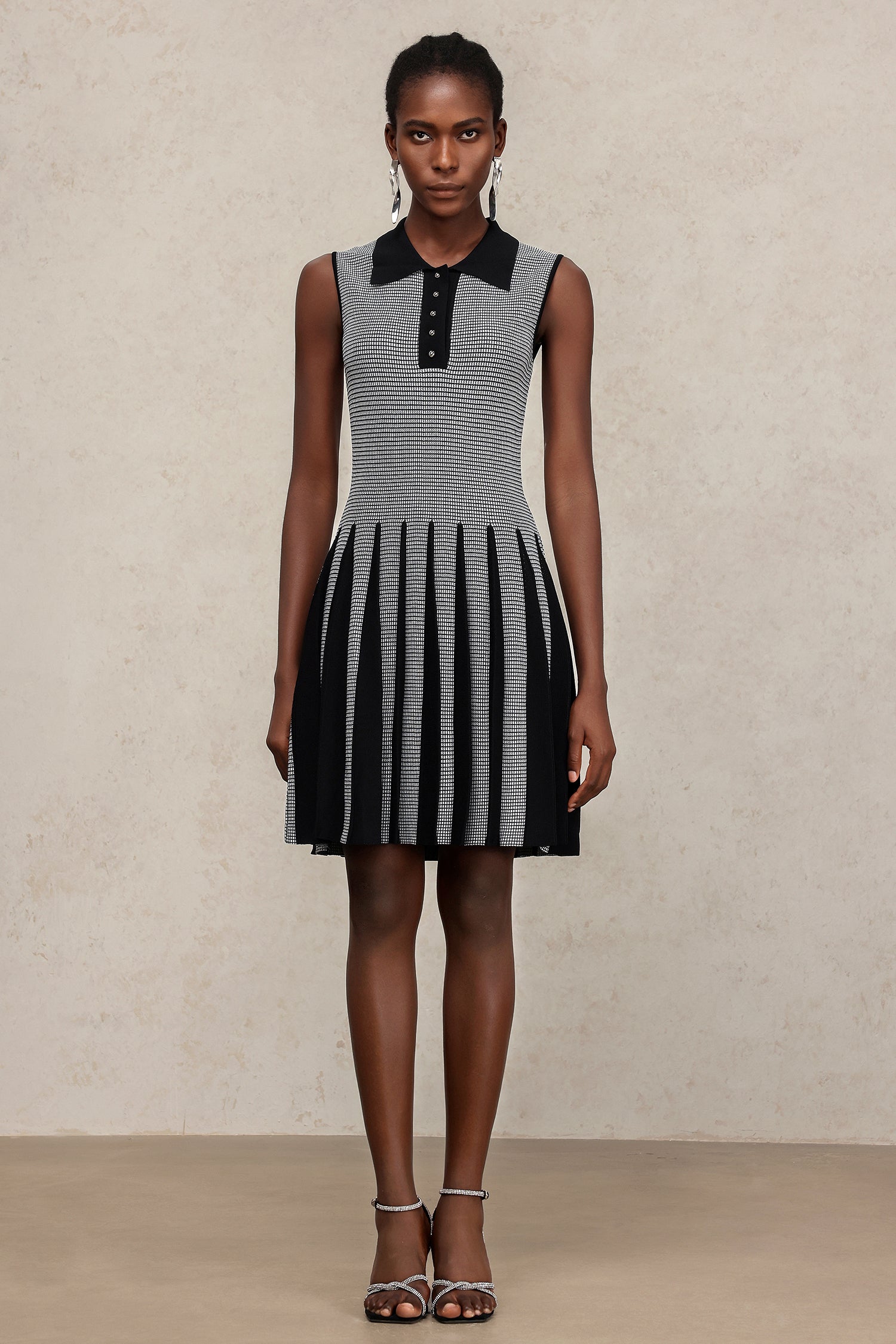 Sabrina Black Sleeveless Lapel Collar Pleated Skirt Dress