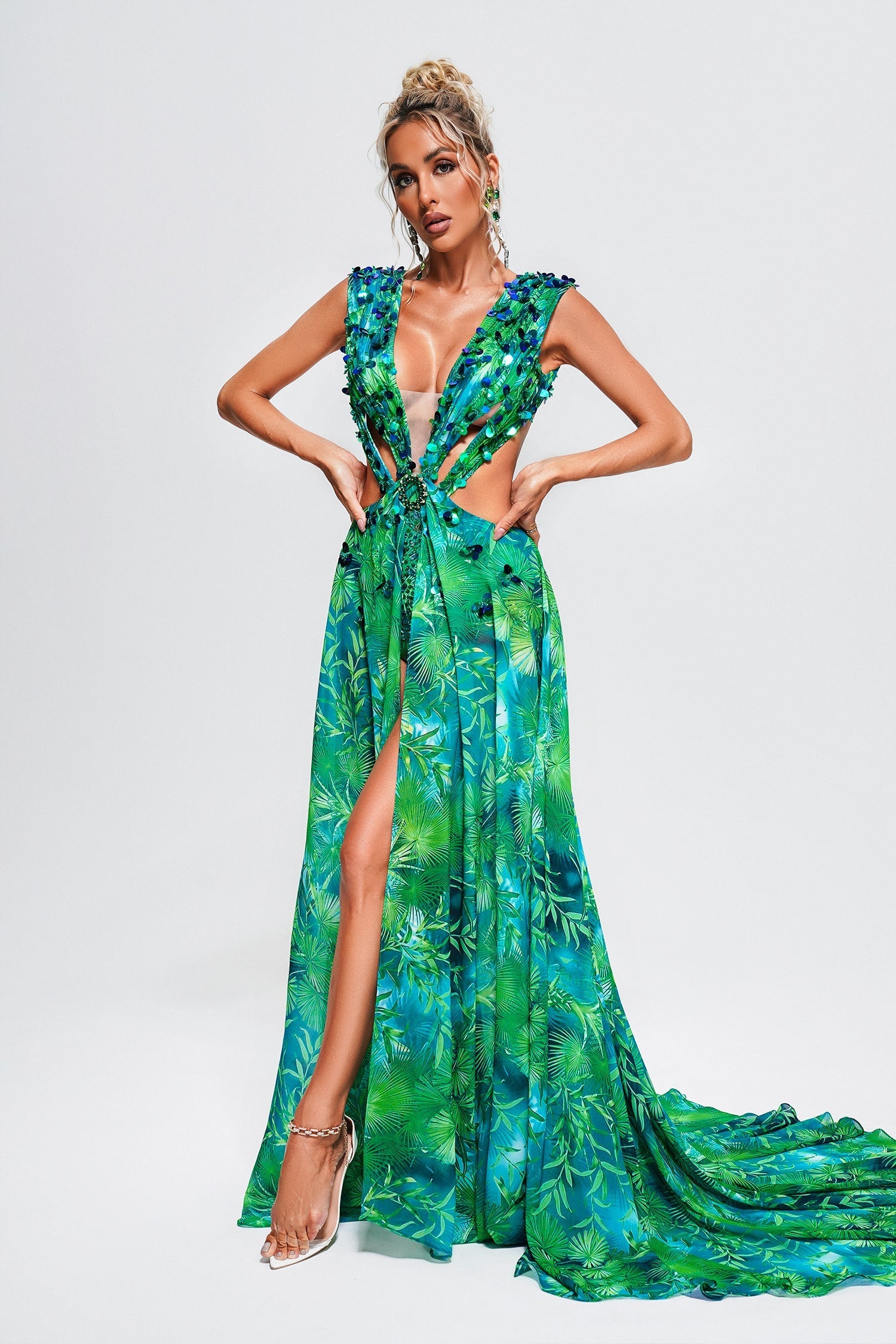 Santa Green Maxi Dress with V-Neckline and Thigh-High Slit