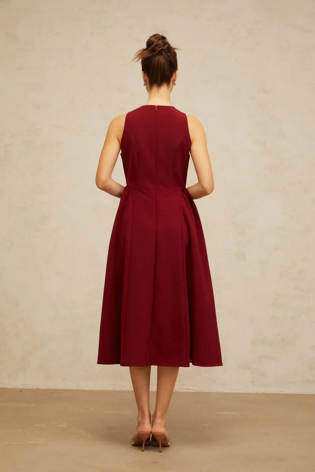 Tatiana Midi Dress Rich Red Flower - Motif Pleated & Adorned
