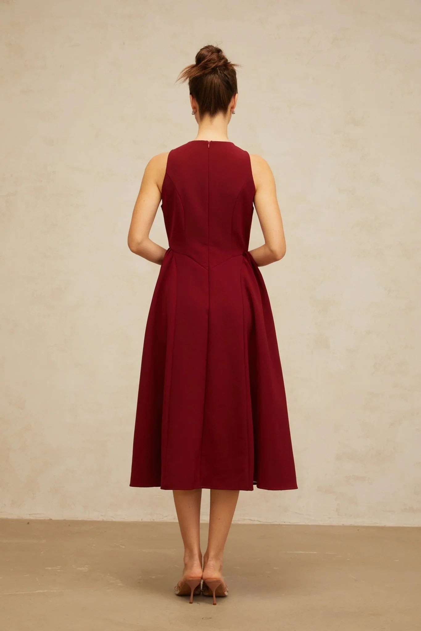 Tatiana Midi Dress Rich Red Flower - Motif Pleated & Adorned