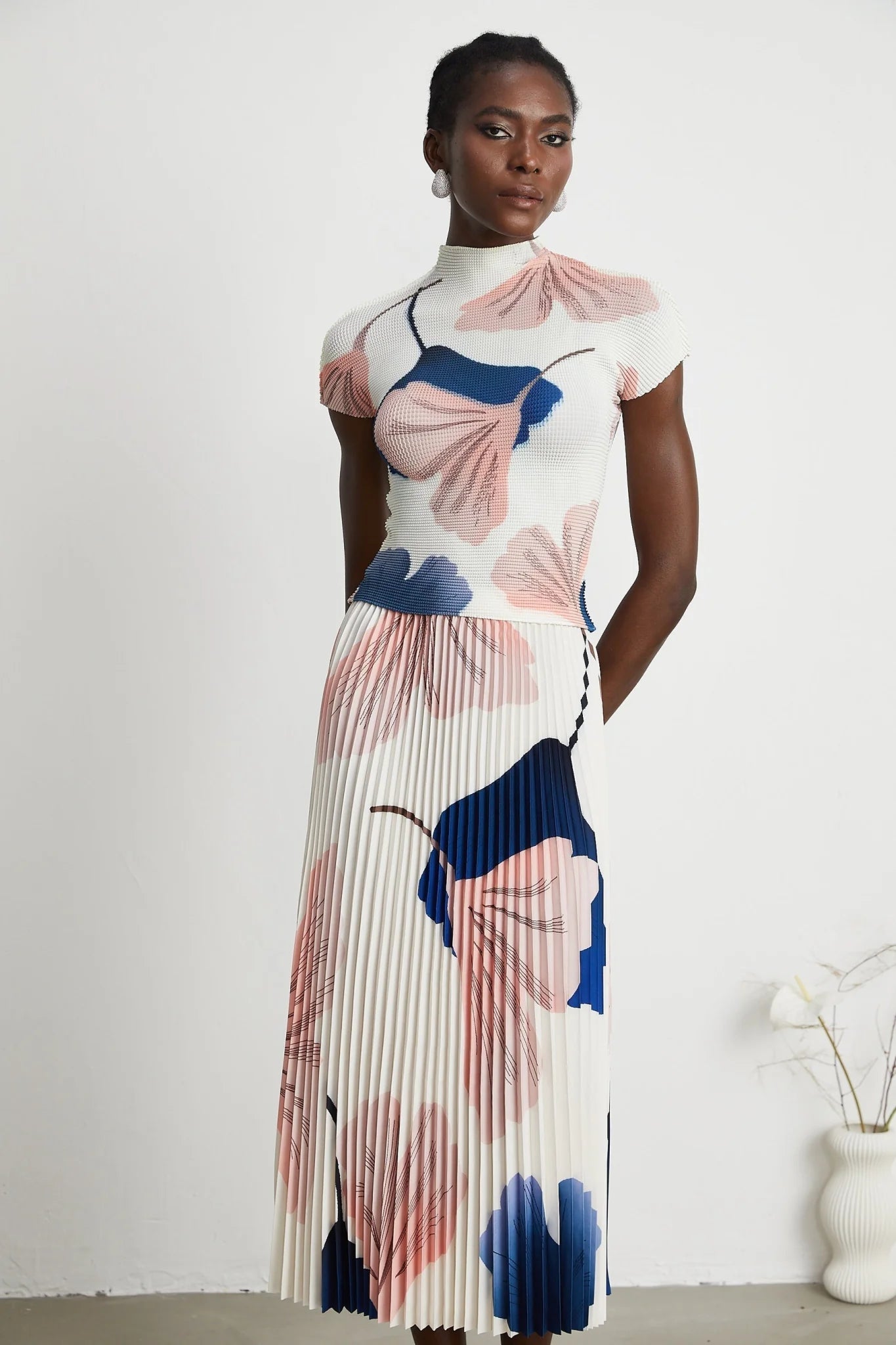Tersilla Skirt & Top Set in Multicolored Pattern Knit