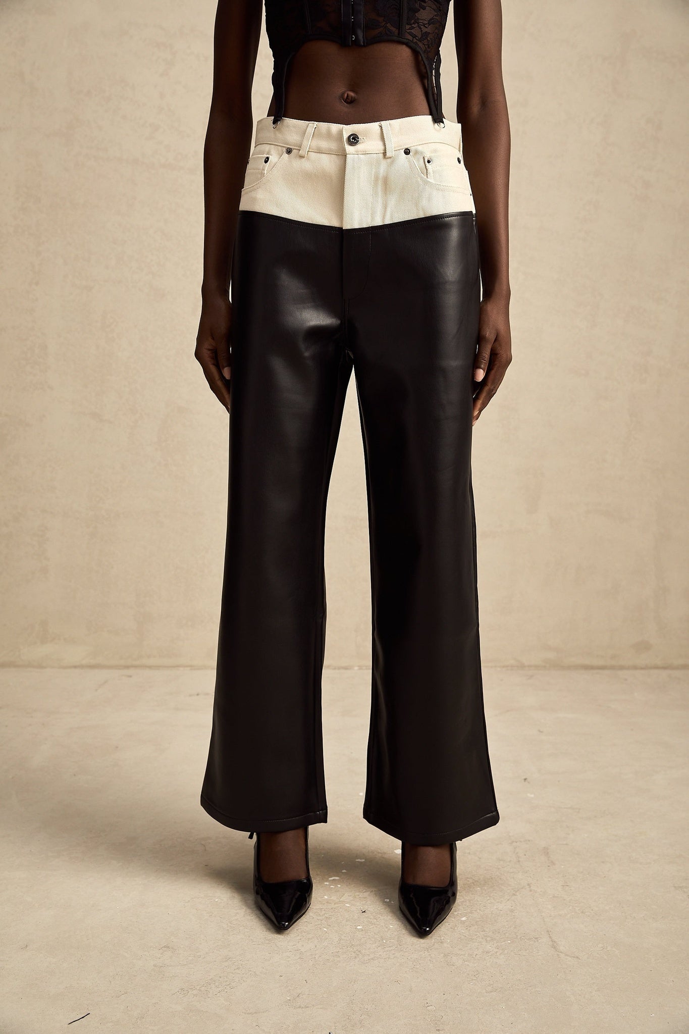 Valentina Trousers Black Contrast - Color Chic Wide Leg
