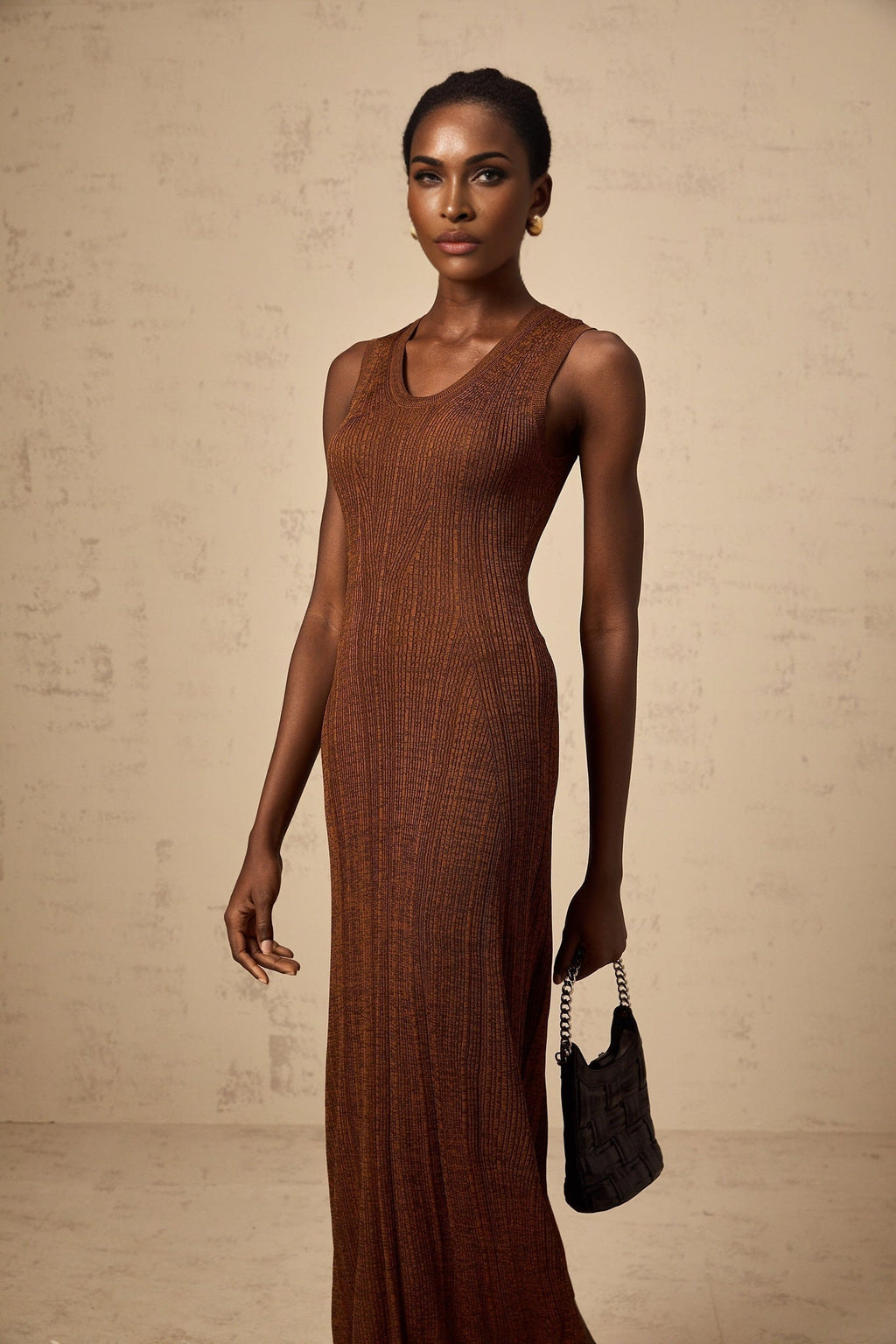 Valeria Midi Dress Brown Cutout Flared & Scoopneck