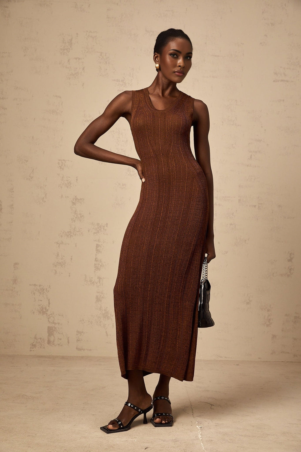 Valeria Midi Dress Brown Cutout Flared & Scoopneck