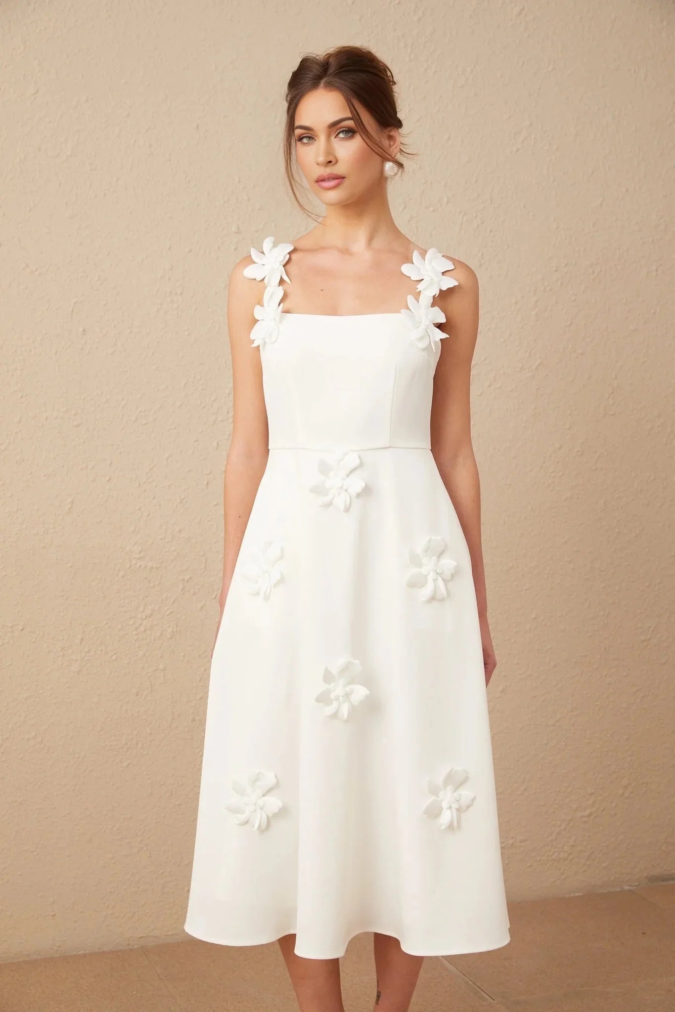 Valeria Midi Dress White Faux - Flower Square - Neck