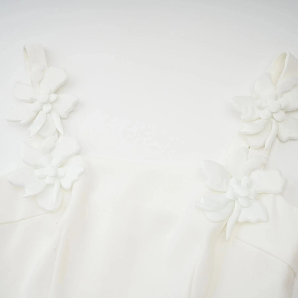 Valeria Midi Dress White Faux - Flower Square - Neck