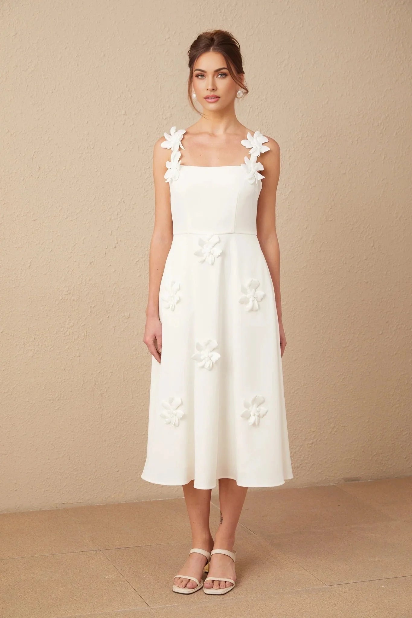 Valeria Midi Dress White Faux - Flower Square - Neck