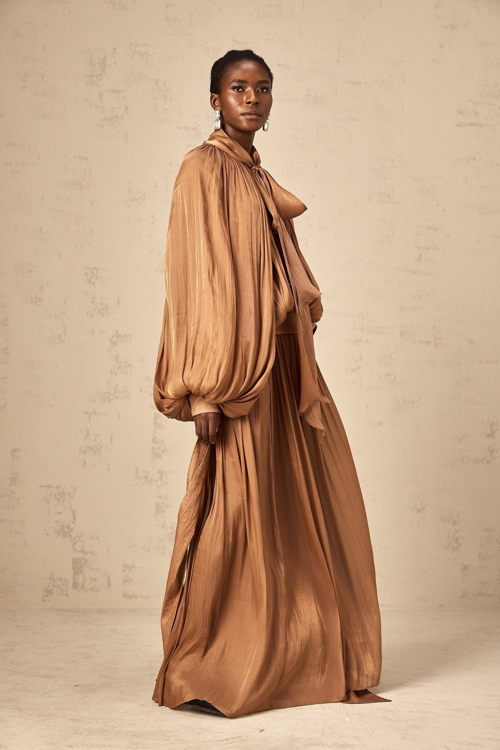 Valeriana Maxi Dress - Stylish Ribbon Tie - Neck - Dolman Sleeves