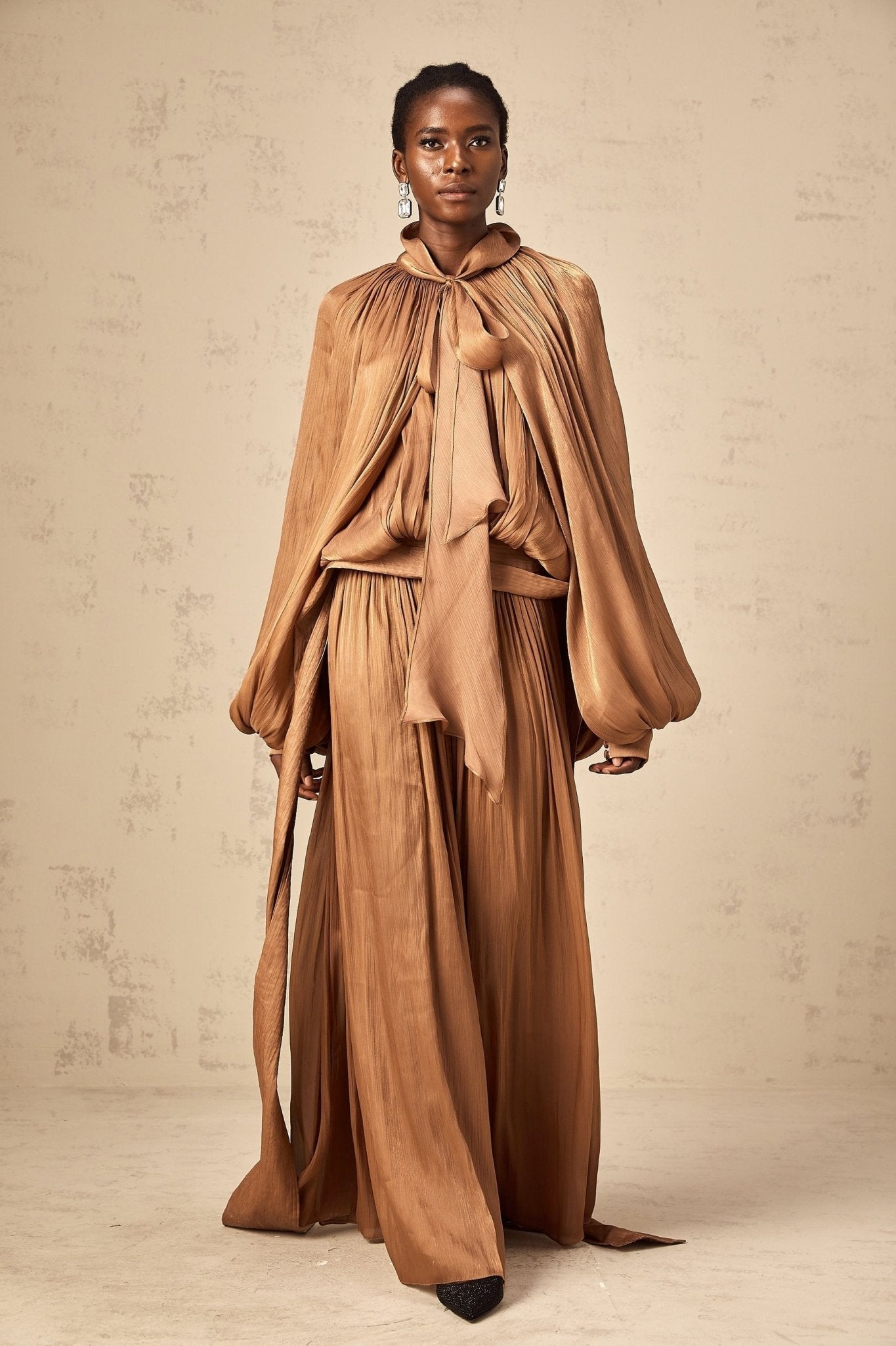 Valeriana Maxi Dress - Stylish Ribbon Tie - Neck - Dolman Sleeves