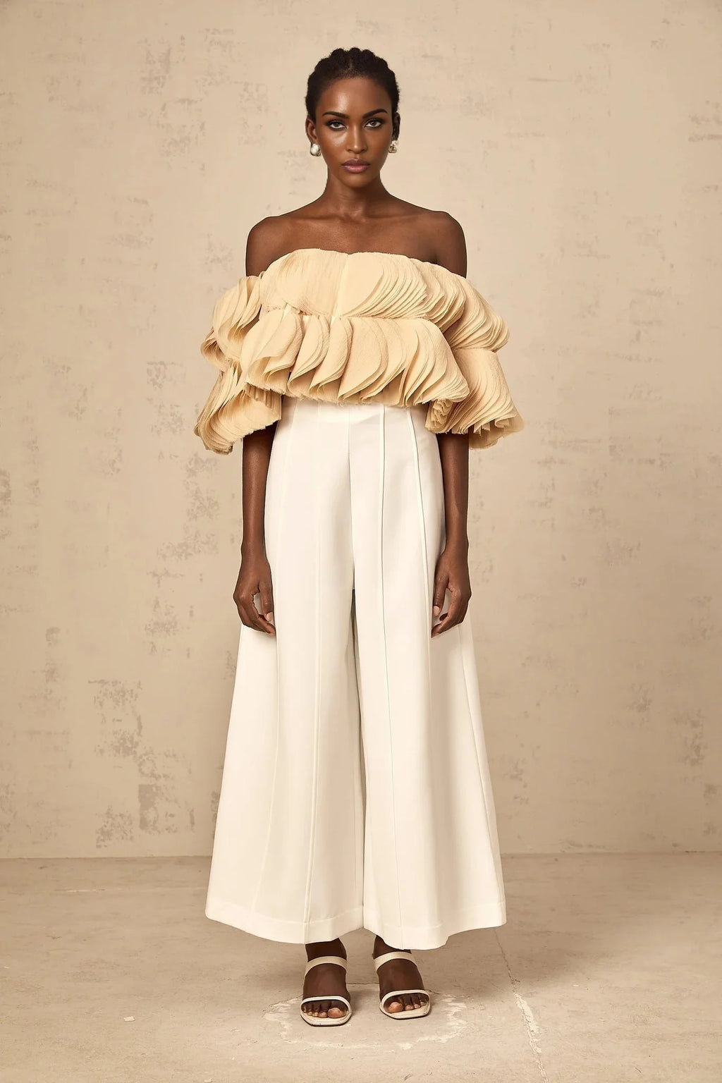Vincenzina Cropped Top Neutrals Off - Shoulder Shirred