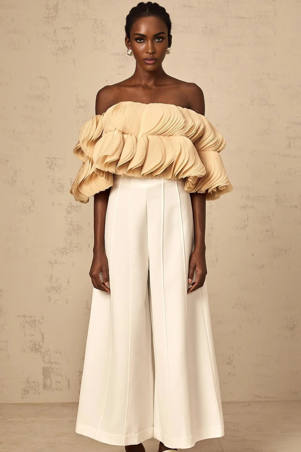 Vincenzina Cropped Top Neutrals Off - Shoulder Shirred