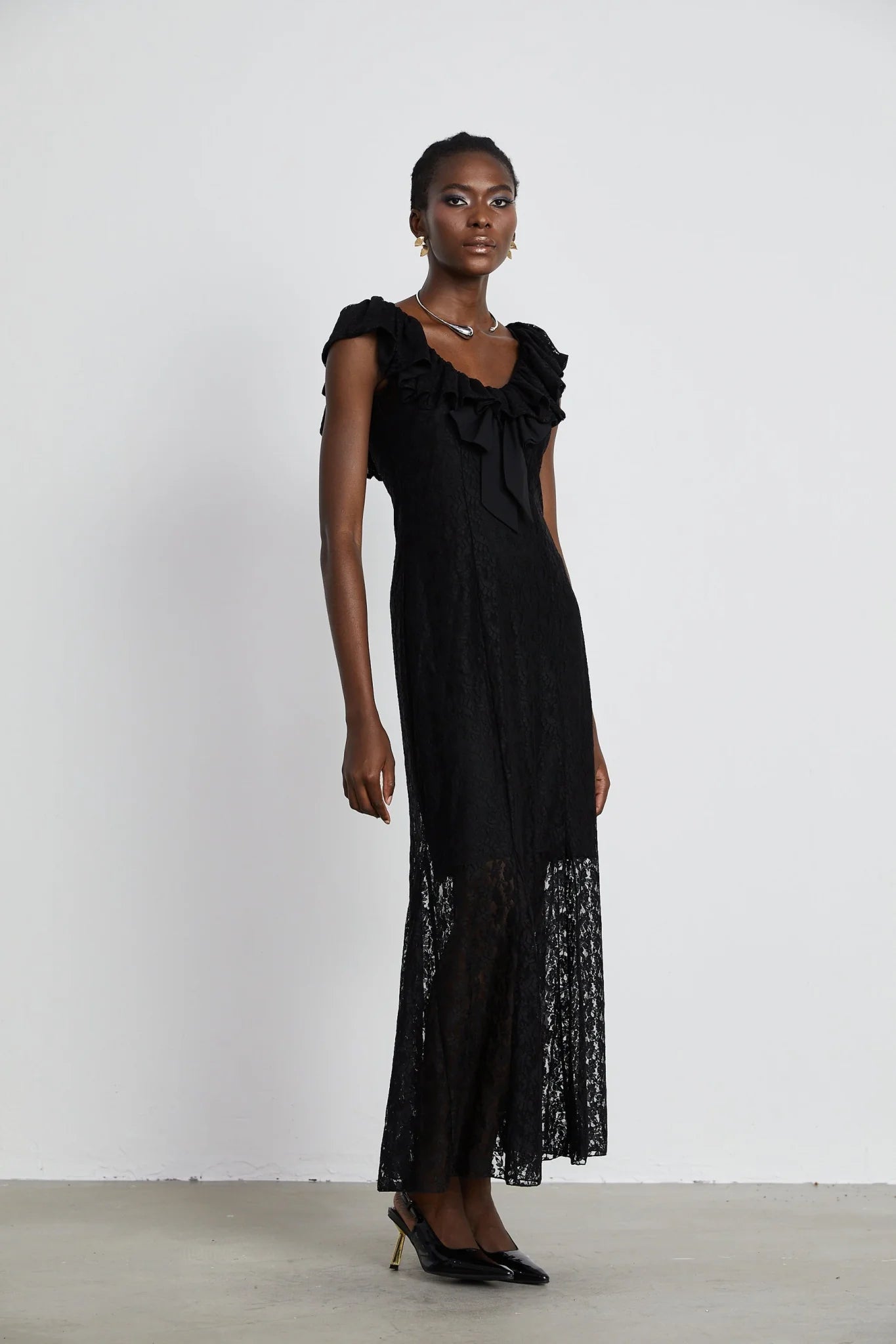 Virginia Gown in Black | Chantilly Lace Bow | Shop Now! Boonie Bloom Virginia Gown in Black | Chantilly Lace Bow | Shop Now! Boonie Bloom