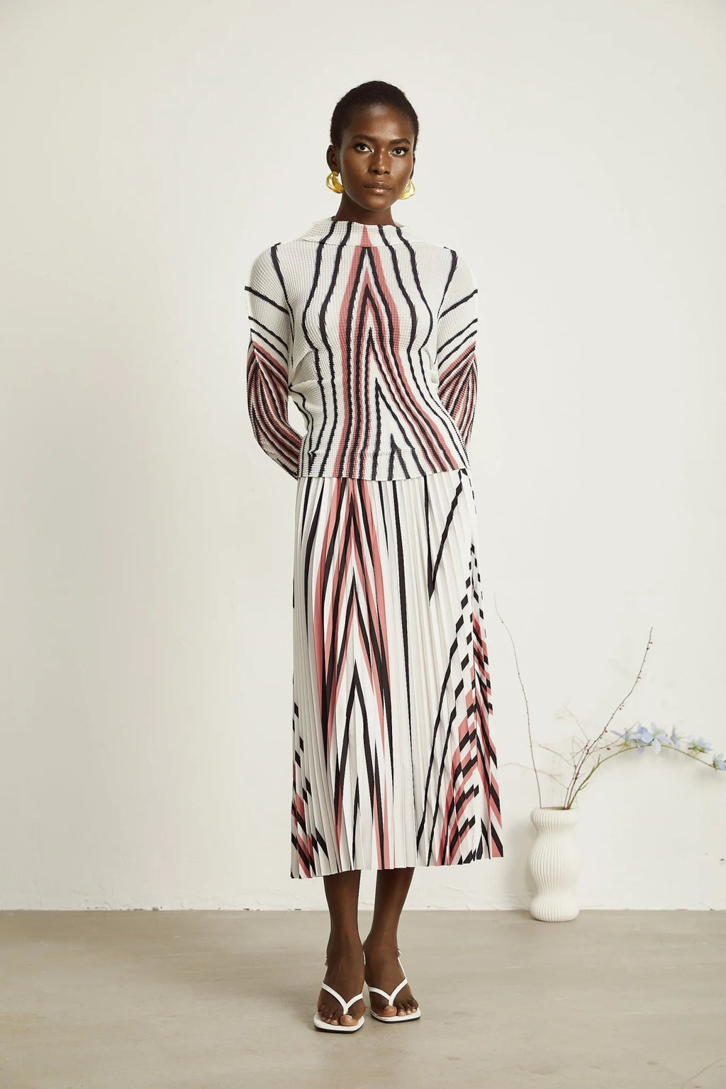 Virginia Skirt & Top Set Line Printed Pleat Detail Stretch