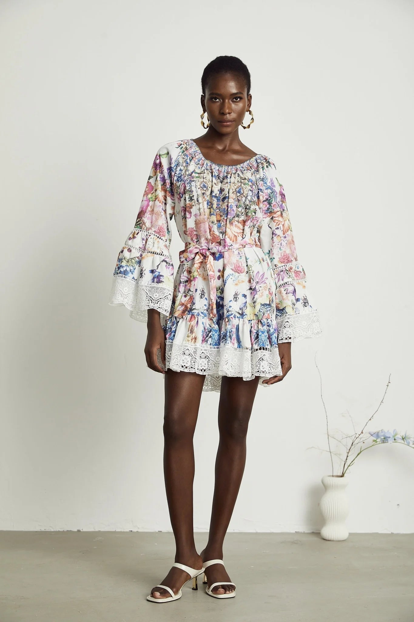 Vivian Mini Dress Lace Trim Flared Floral White & Multicolor
