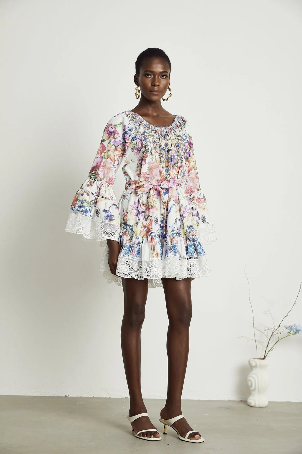 Vivian Mini Dress Lace Trim Flared Floral White & Multicolor