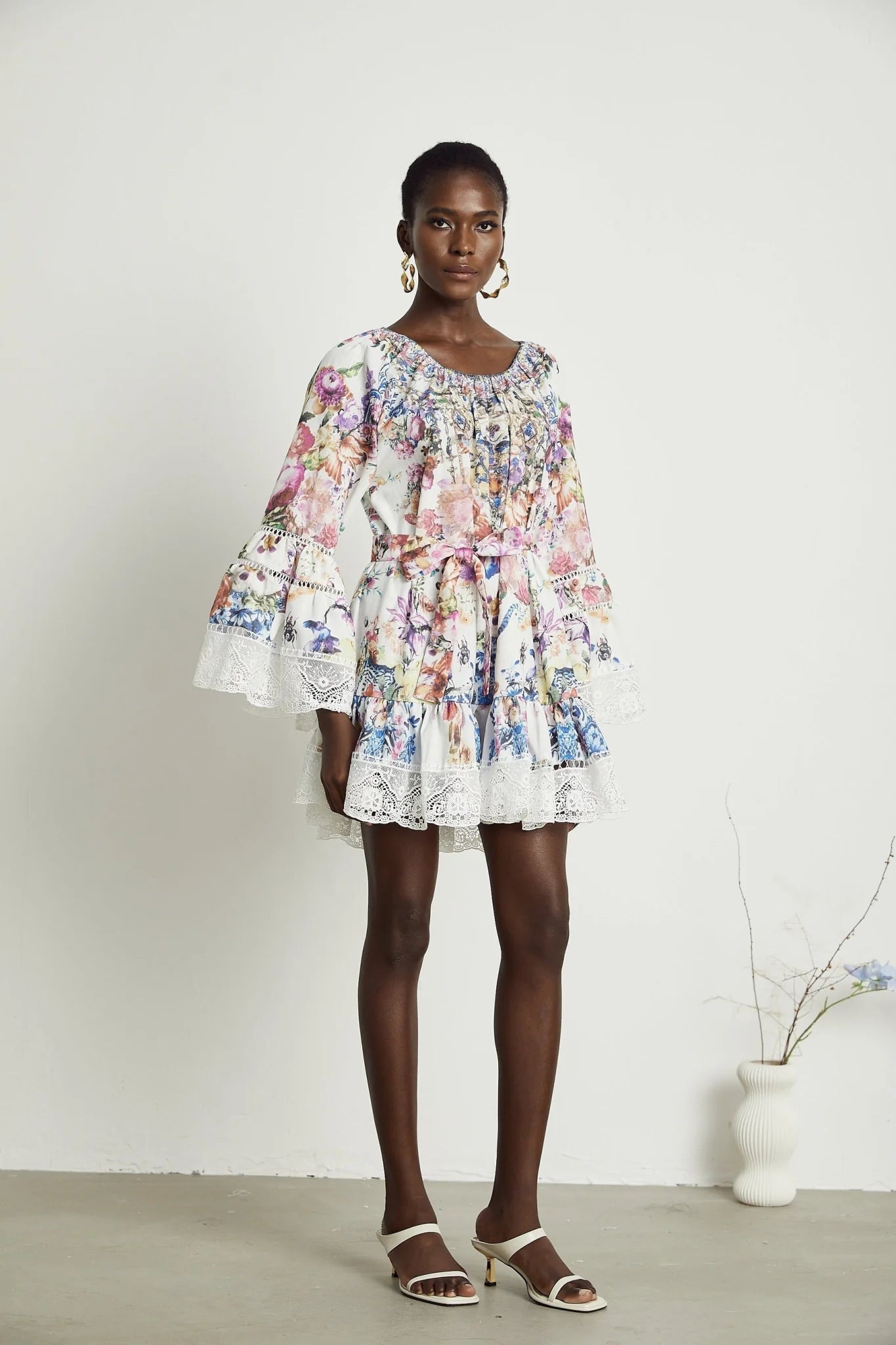 Vivian Mini Dress Lace Trim Flared Floral White & Multicolor